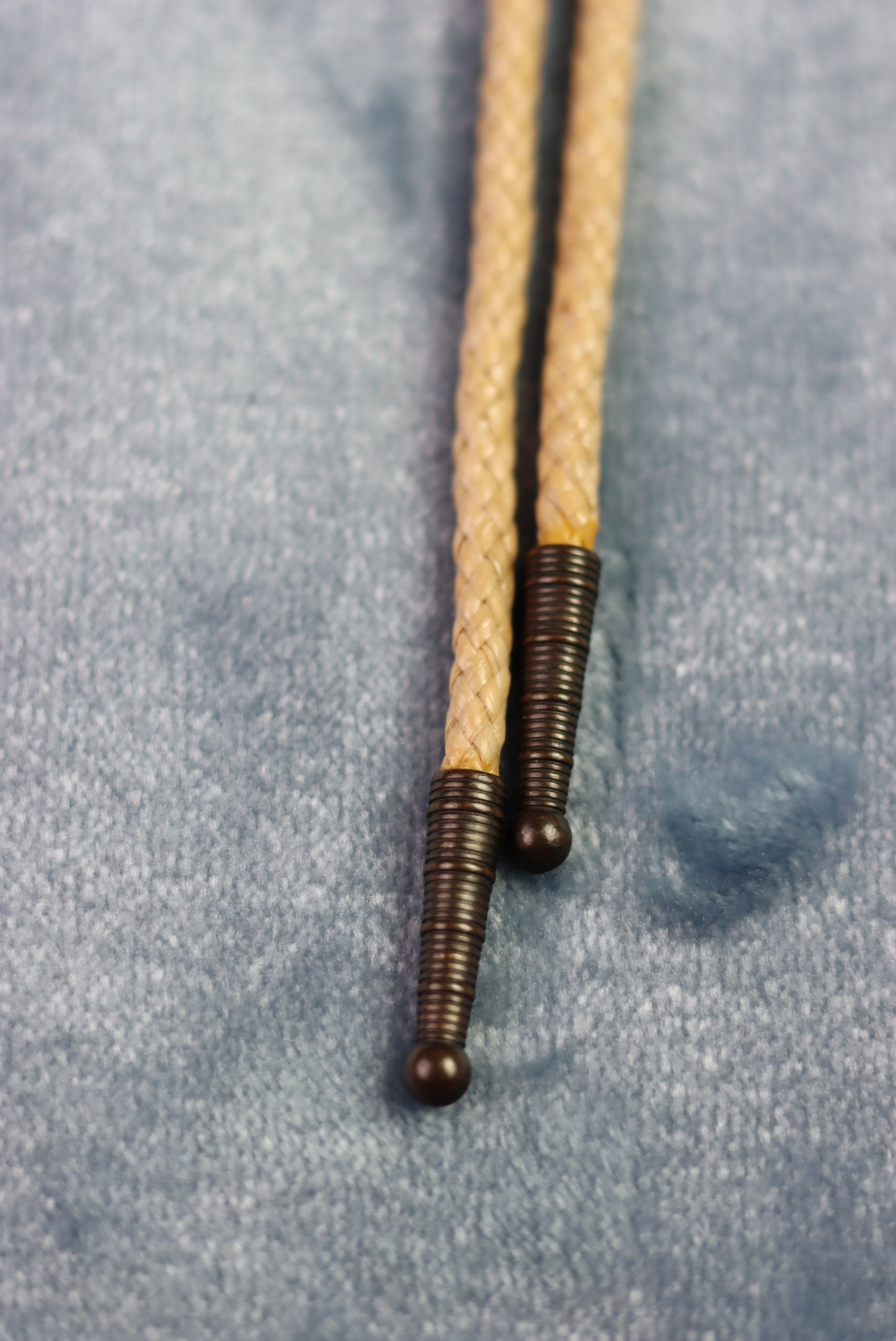 Vintage Metal Horse Head Bolo Western Tie