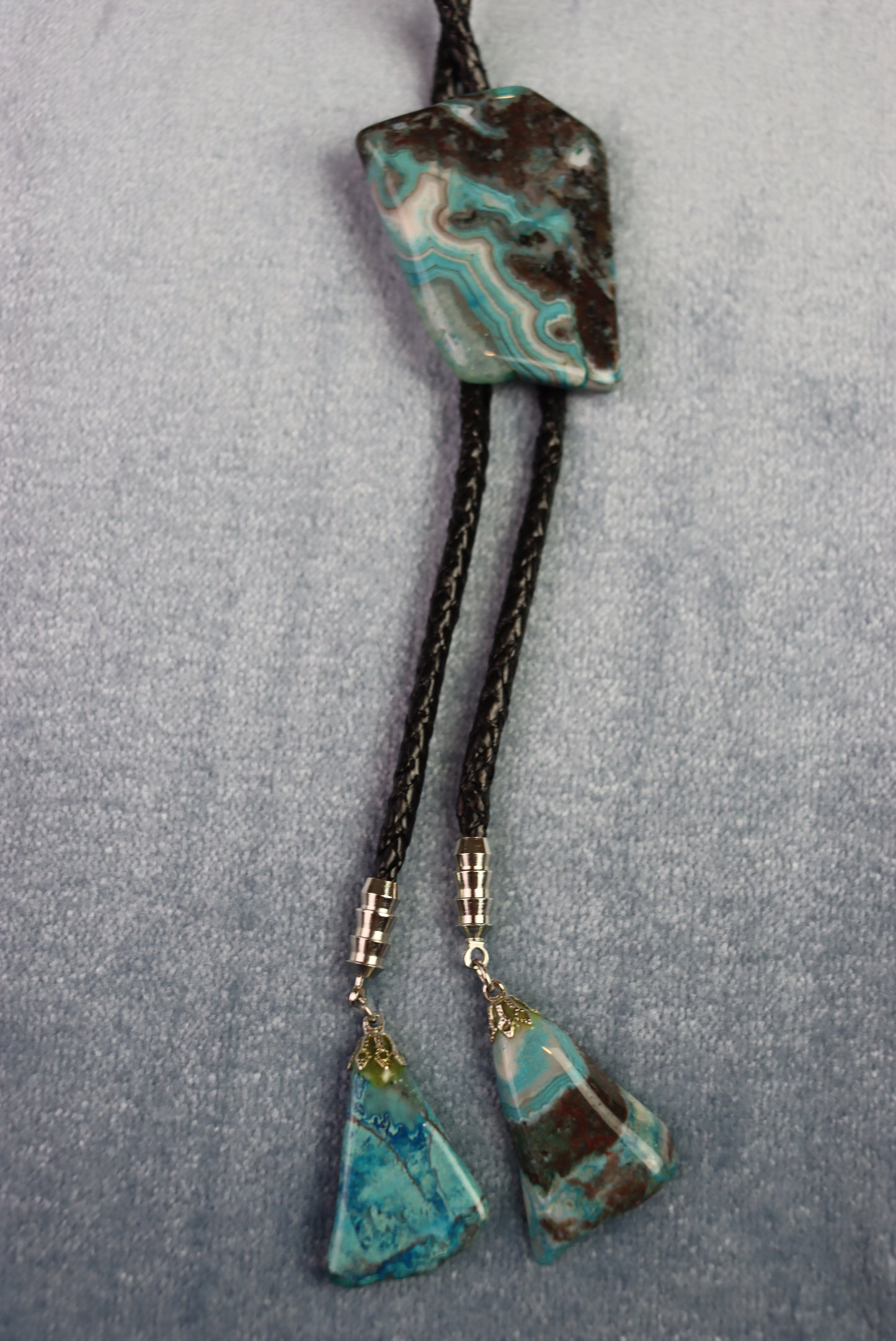 Vintage Agate Slide and Aiglets Bolo Western Tie