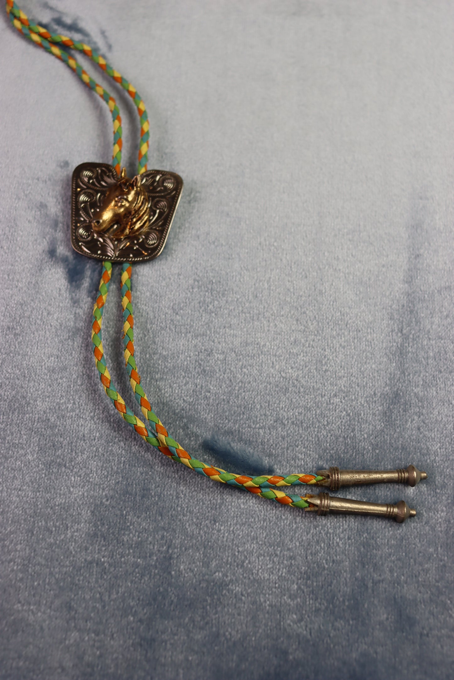 Vintage Silver Metal & Gold Horse Head Bolo Western Tie