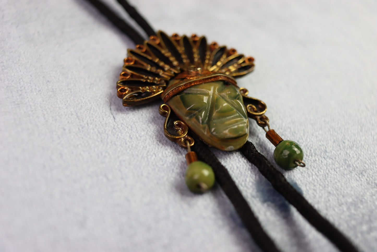 Vintage Carved Stone & Metal Chiefs Head Bolo Western Tie