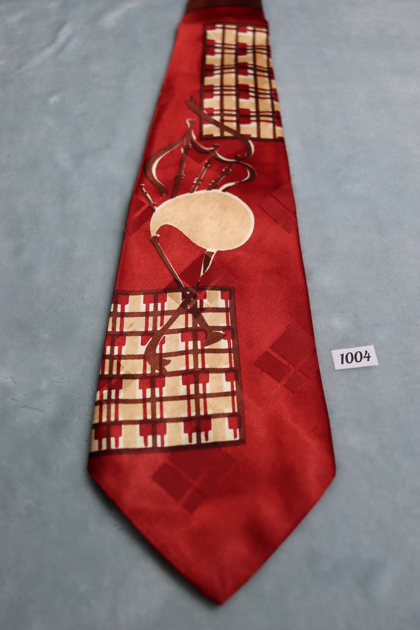 Vintage Burgundy 1950s Bagpipe Swing Tie