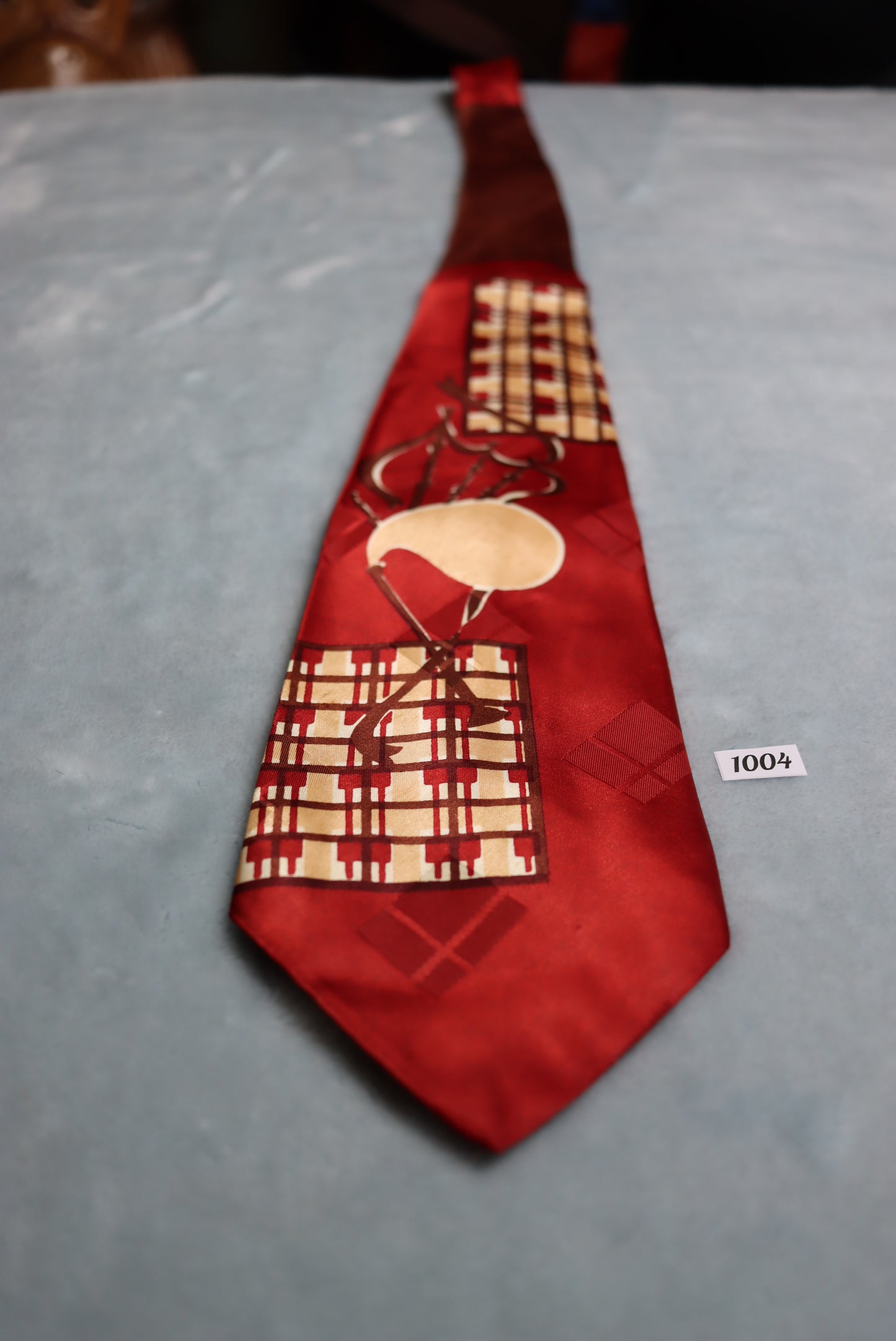 Vintage Burgundy 1950s Bagpipe Swing Tie