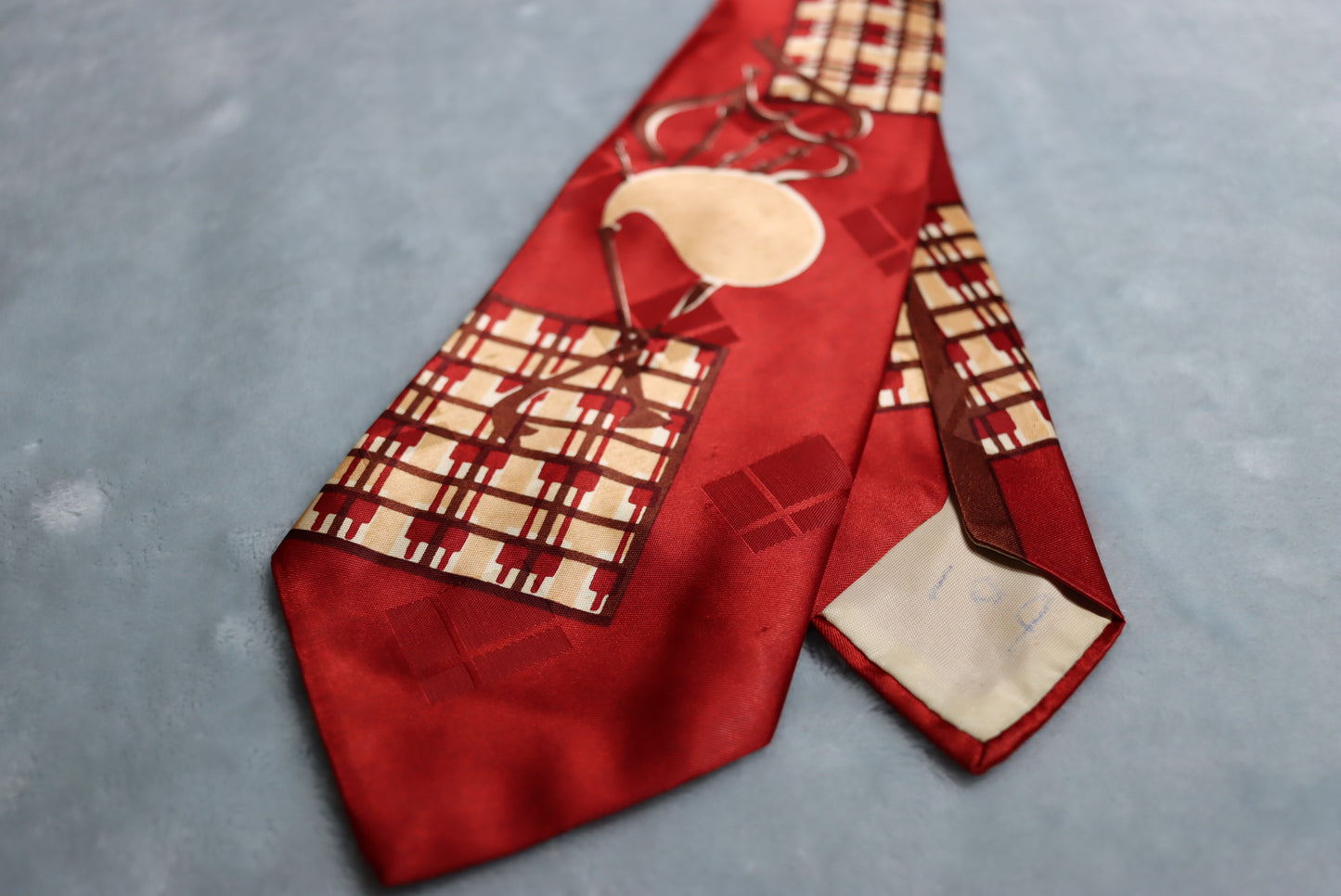 Vintage Burgundy 1950s Bagpipe Swing Tie