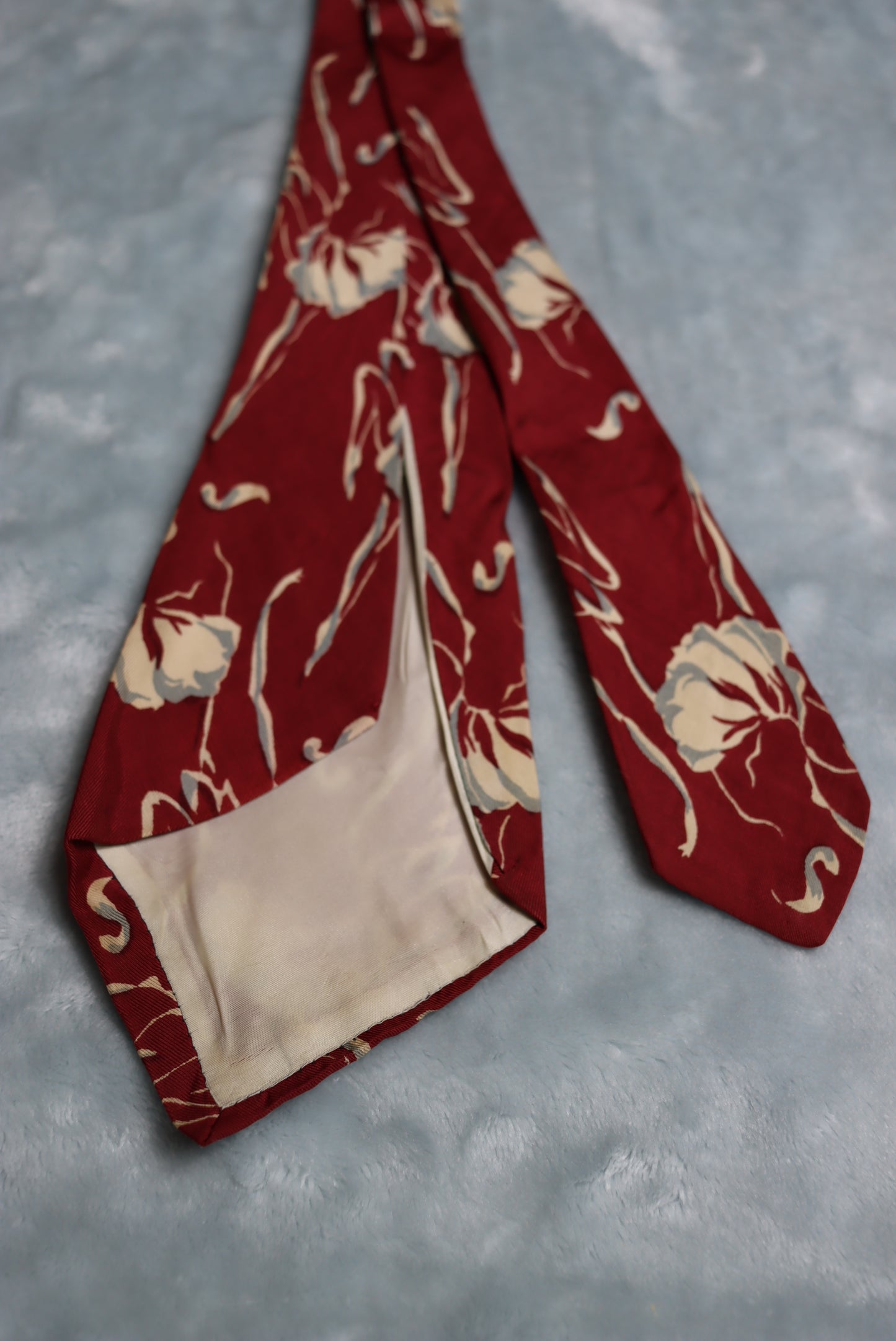 Vintage 1930s/40s brown Floral Design Swing Tie