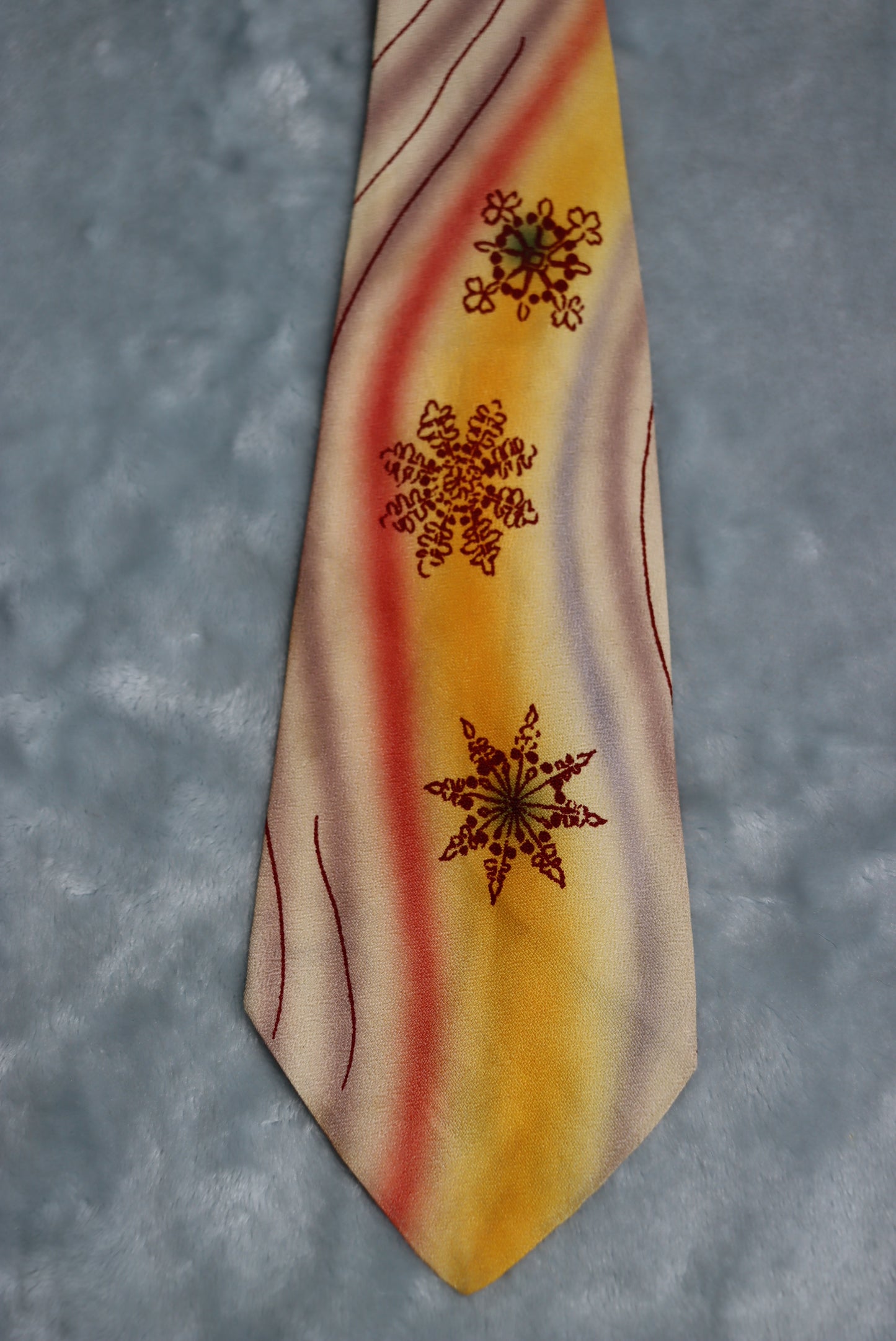 Vintage Hand Painted Snowflake 1940s/50s Swing Tie