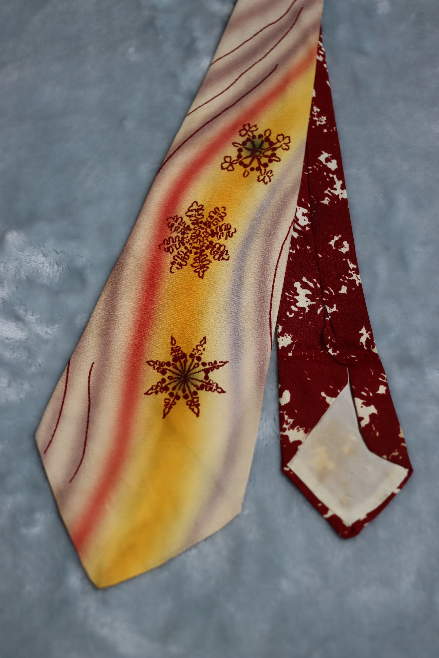 Vintage Hand Painted Snowflake 1940s/50s Swing Tie