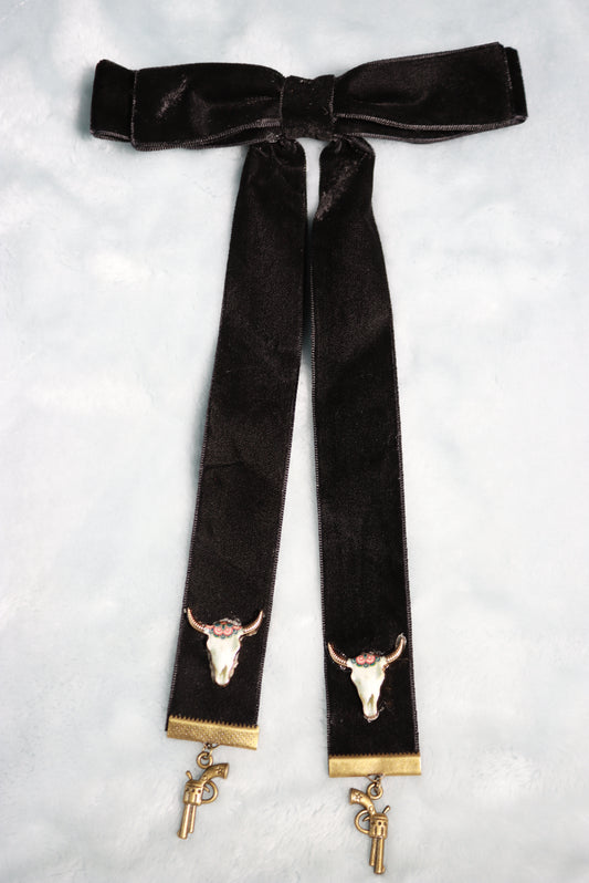 New Black Velvet Steers and Guns Clip On Western Kentucky Double Bow Tie