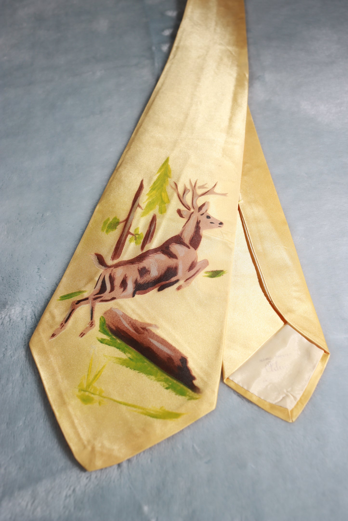 Vintage Gold Hand Painted Leaping Stag Swing Tie 1940s/50s
