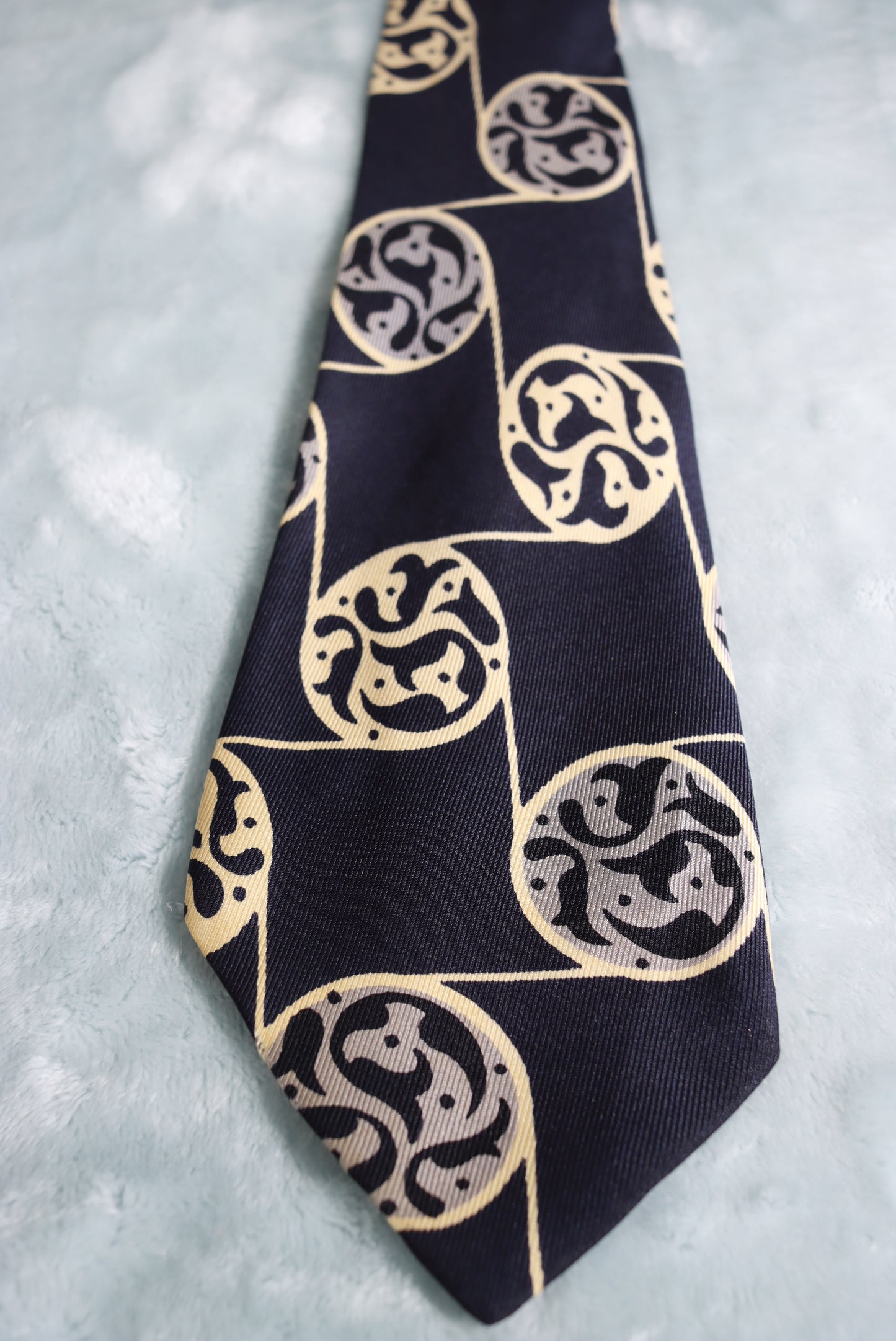 Vintage Ohrbach's Blue Cream Circles Swing Tie 1950s/60s