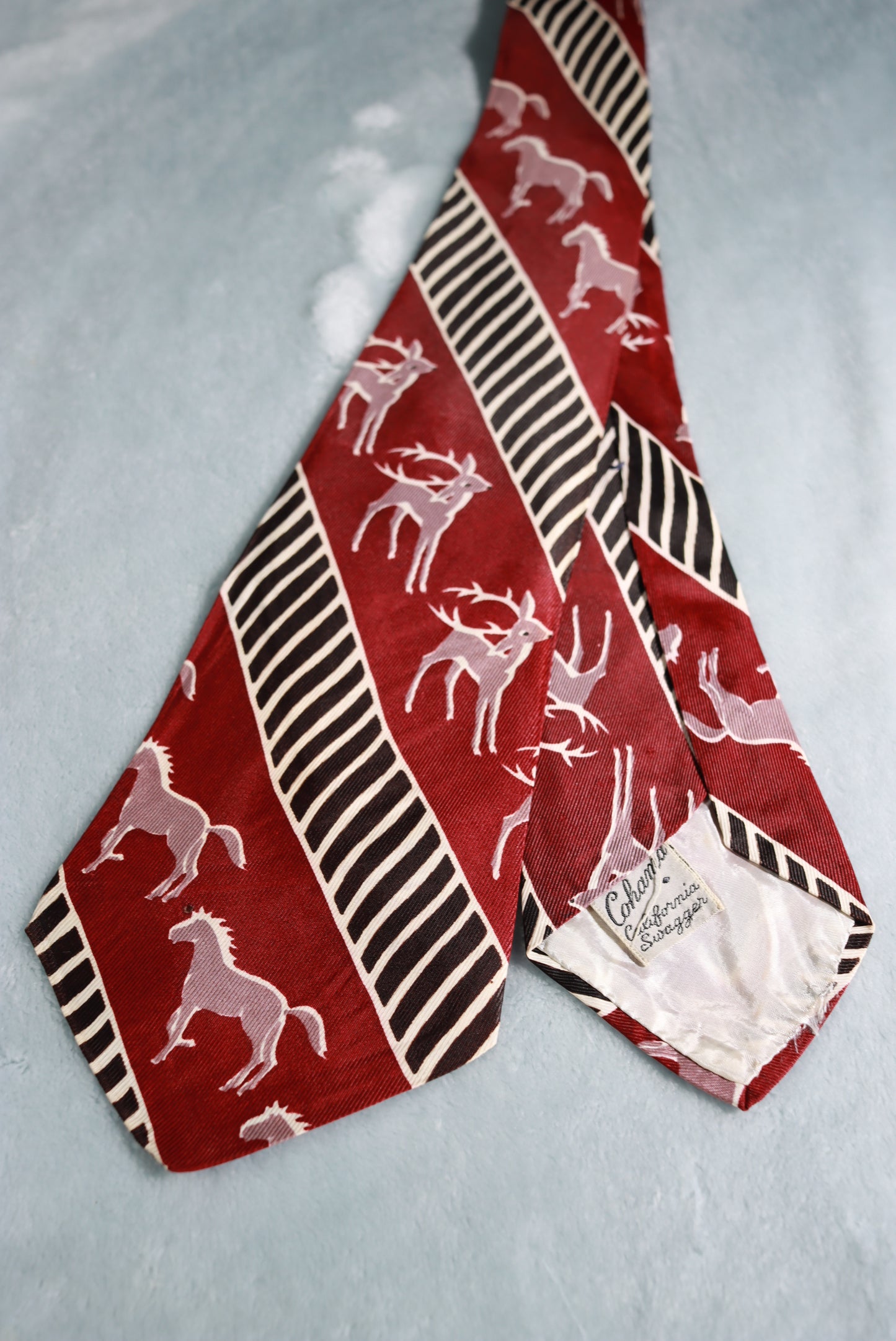 Vintage Cohama California Swagger Horses and Deer Swing Tie 1940s/50s