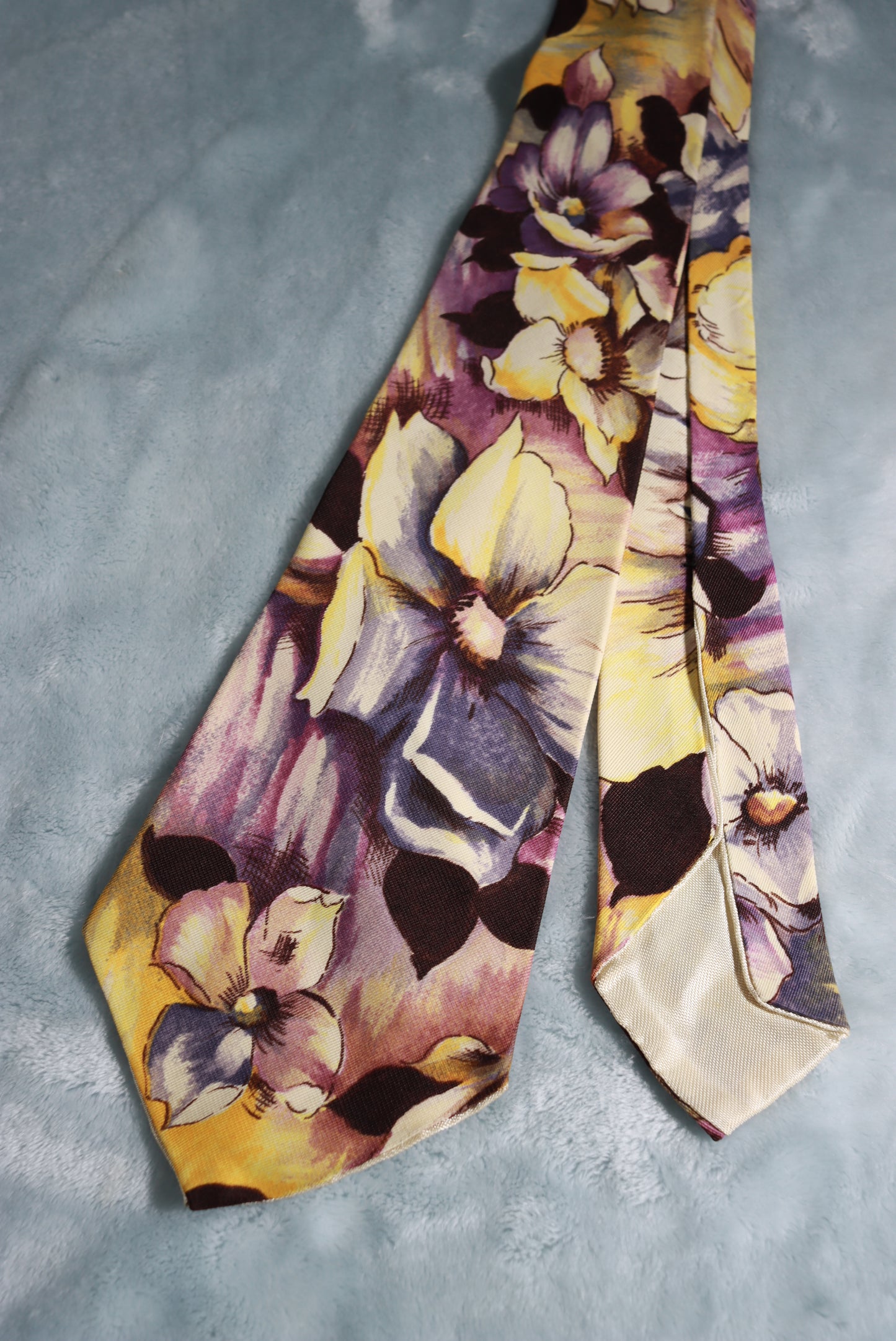 Vintage Purple and Gold Flowers Swing Tie 1940s/50s