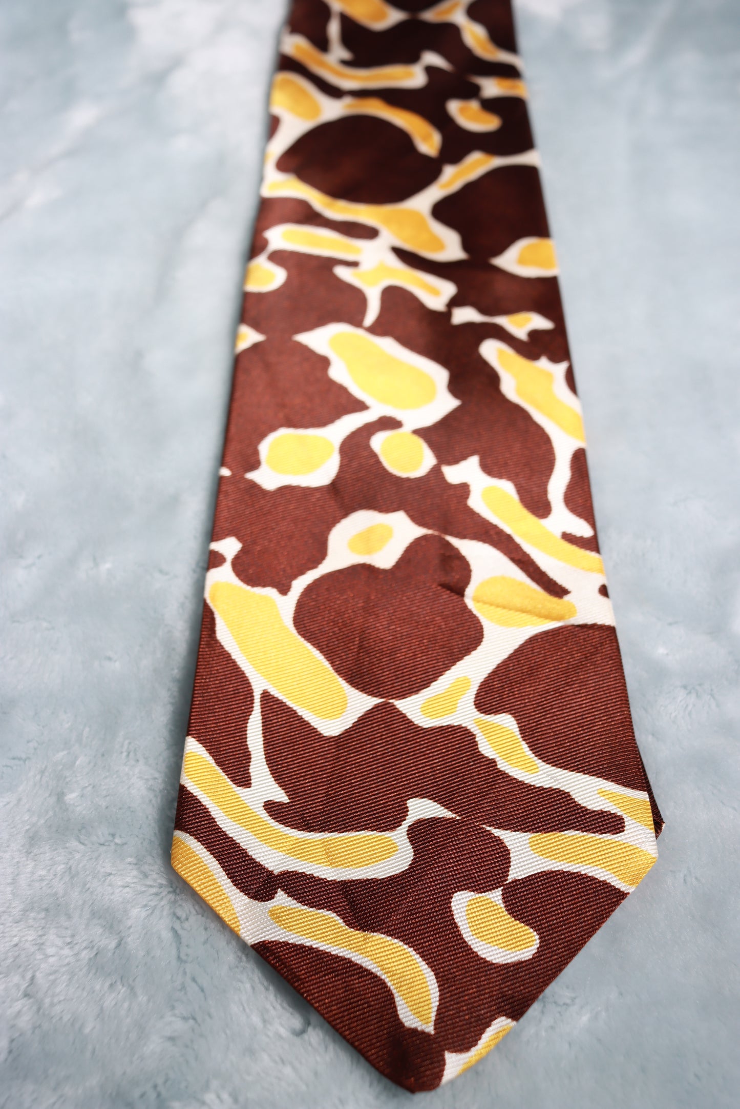 Vintage Rhodia Texnova Brown Cream Gold Swing Tie 1940s/50s