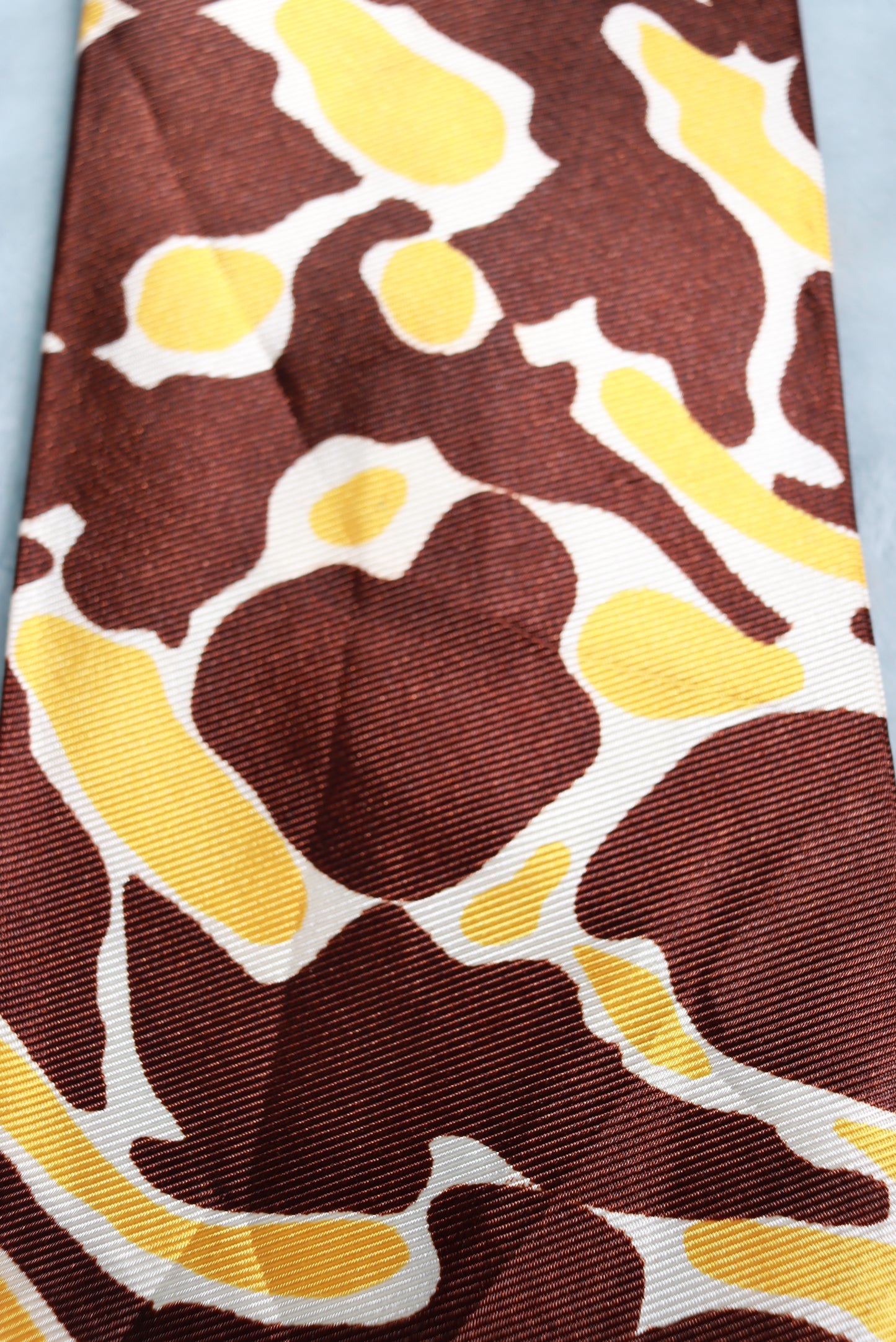 Vintage Rhodia Texnova Brown Cream Gold Swing Tie 1940s/50s