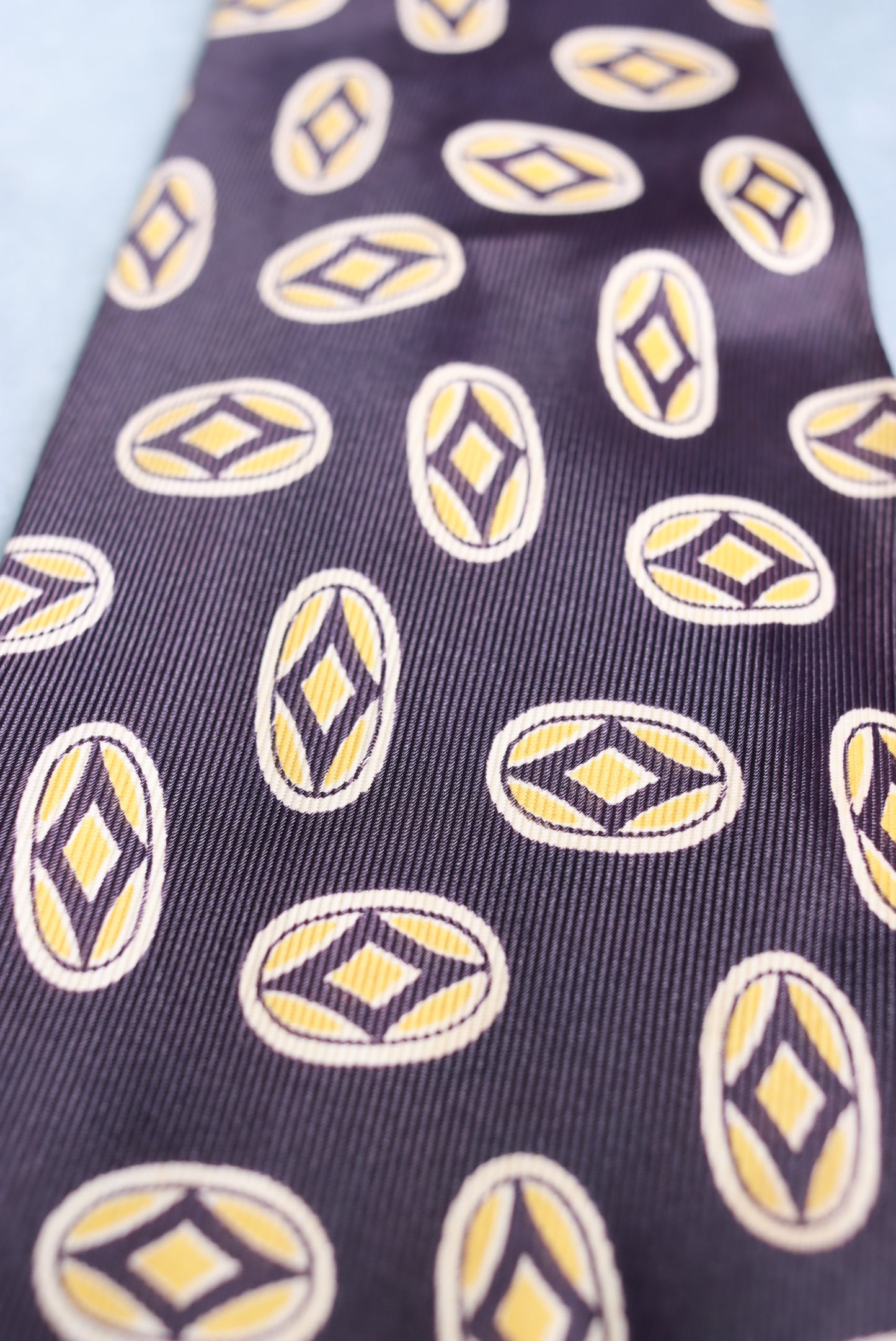 Vintage Towncraft Deluxe Repeating Ovals Swing Tie 1940s/50s