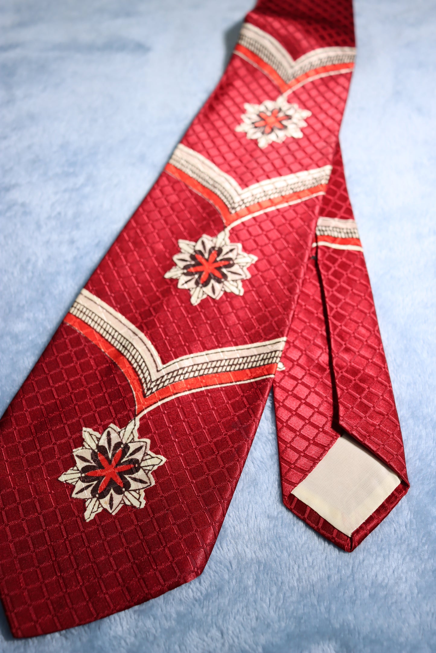 Burgundy Triple Medal Vintage Swing Tie 1940s/50s