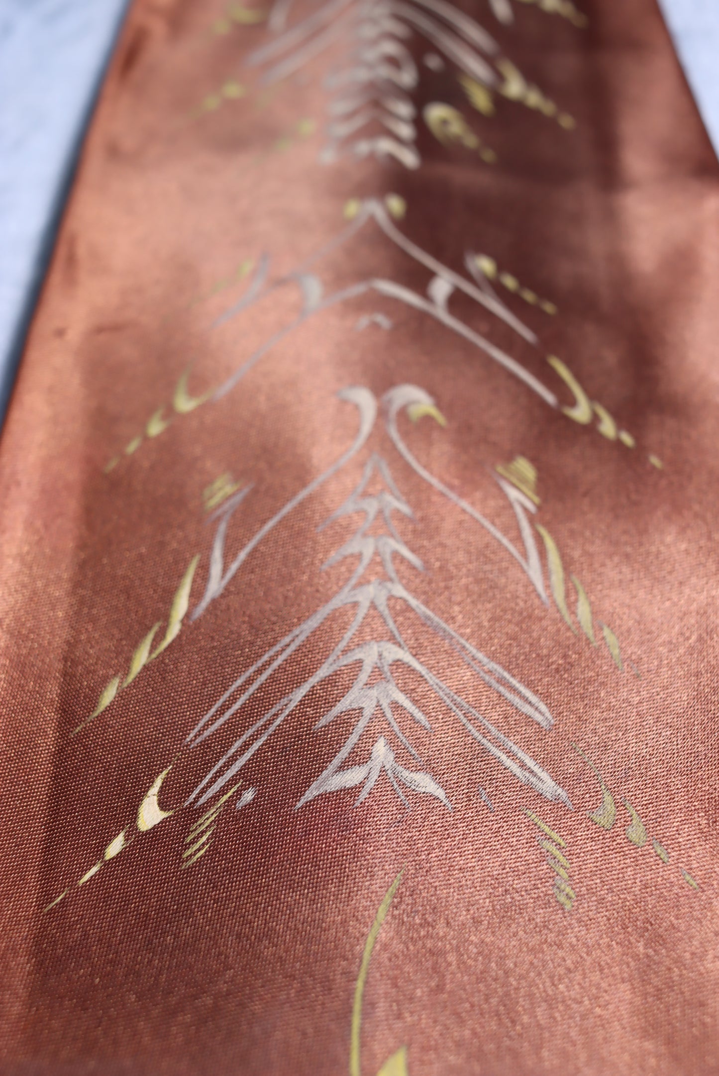Hand Painted Brown Shiny Vintage Swing Tie 1940s/50s