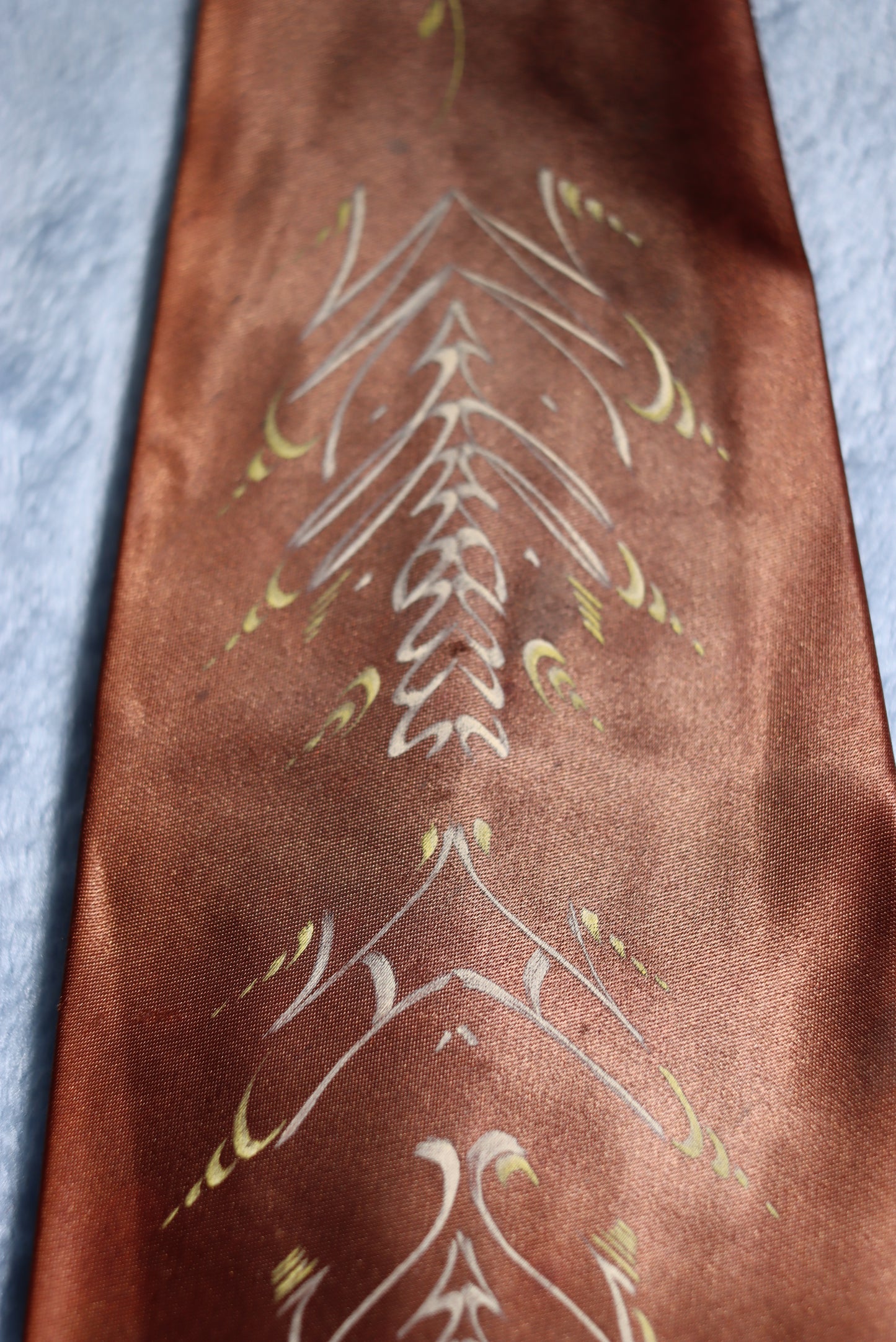 Hand Painted Brown Shiny Vintage Swing Tie 1940s/50s