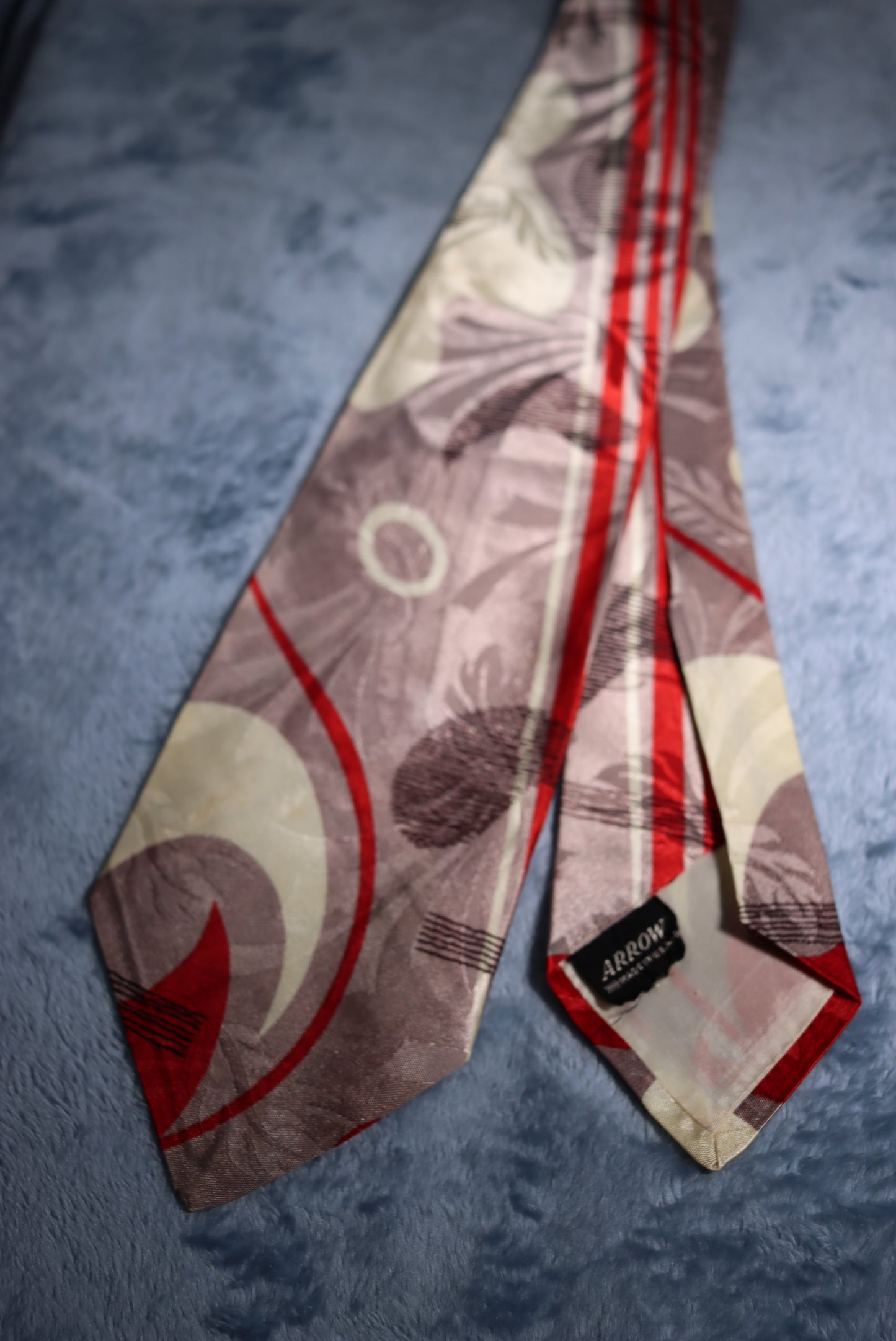 Arrow Jacquard Patterned Vintage Swing Tie 1940s/50s