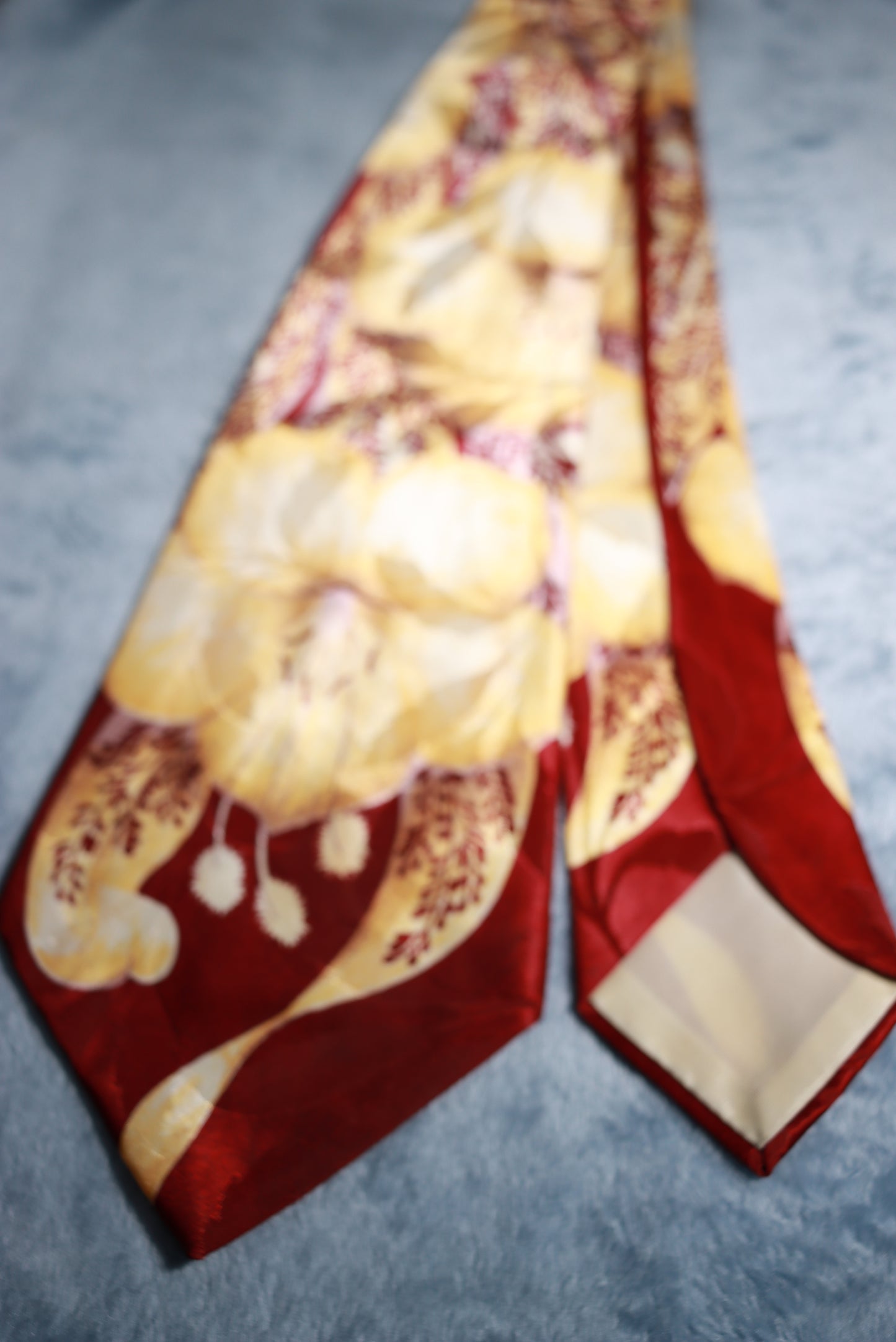 Hollyvogue Golden Hibiscus Flowers Swing Tie 1940s/50s