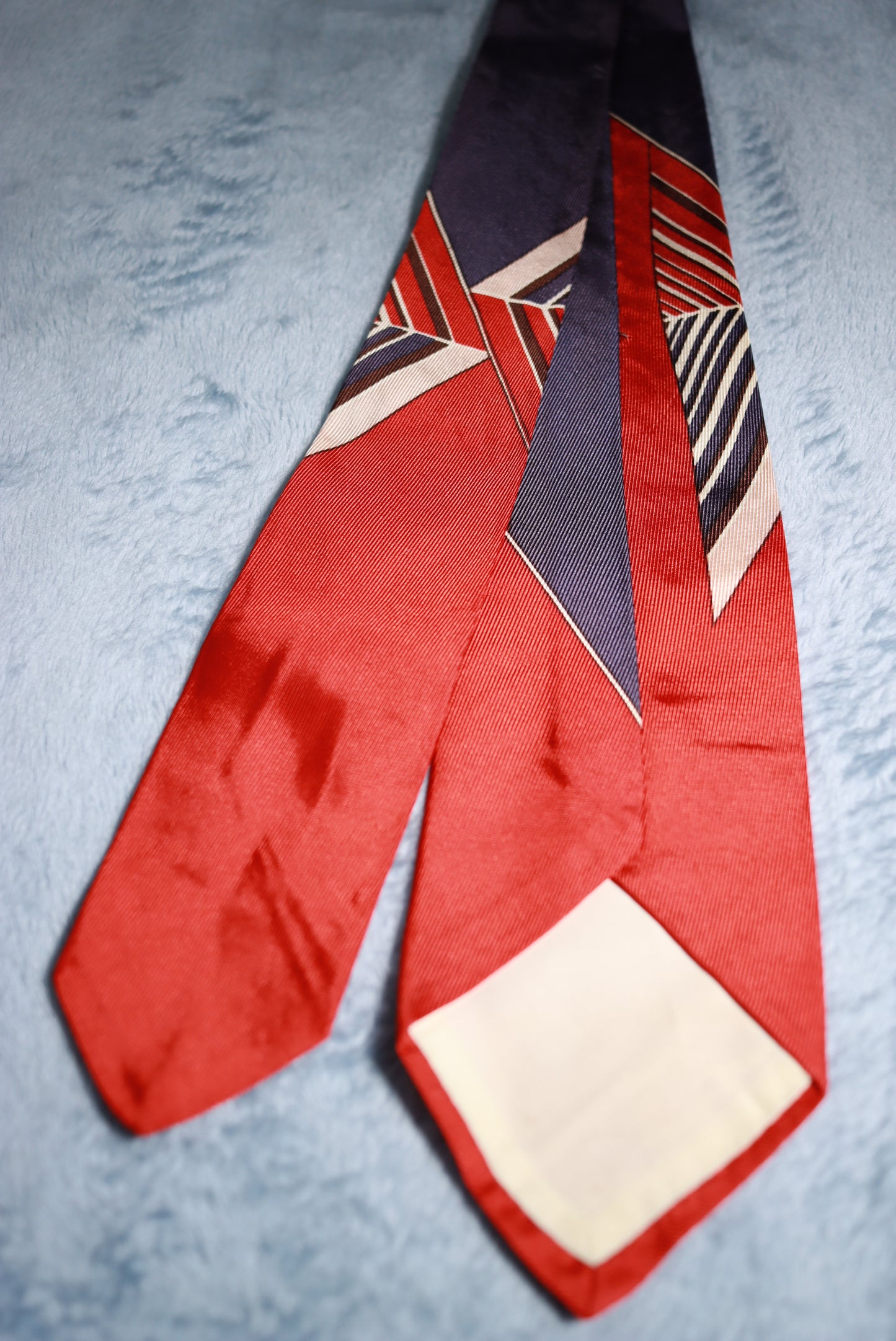 Bold Blue and Red Vintage Tie 1940s/50s