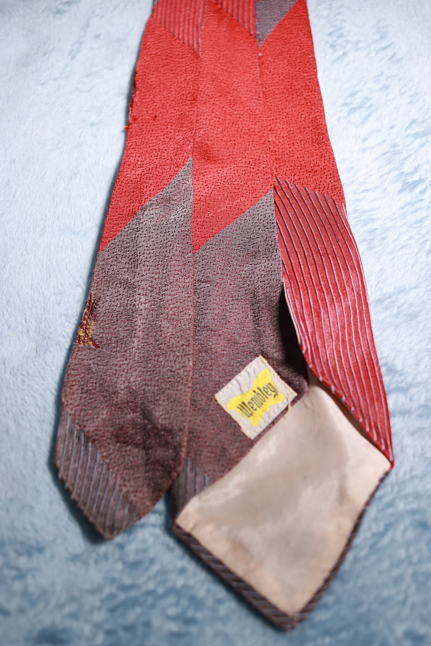 Wembley Asymmetric Feather Vintage Tie 1940s/50s
