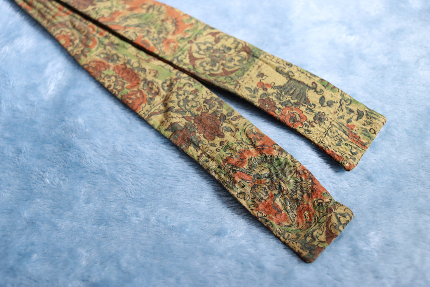Vintage Cotton Ernst Subdued Pattern Paddle Bow Tie