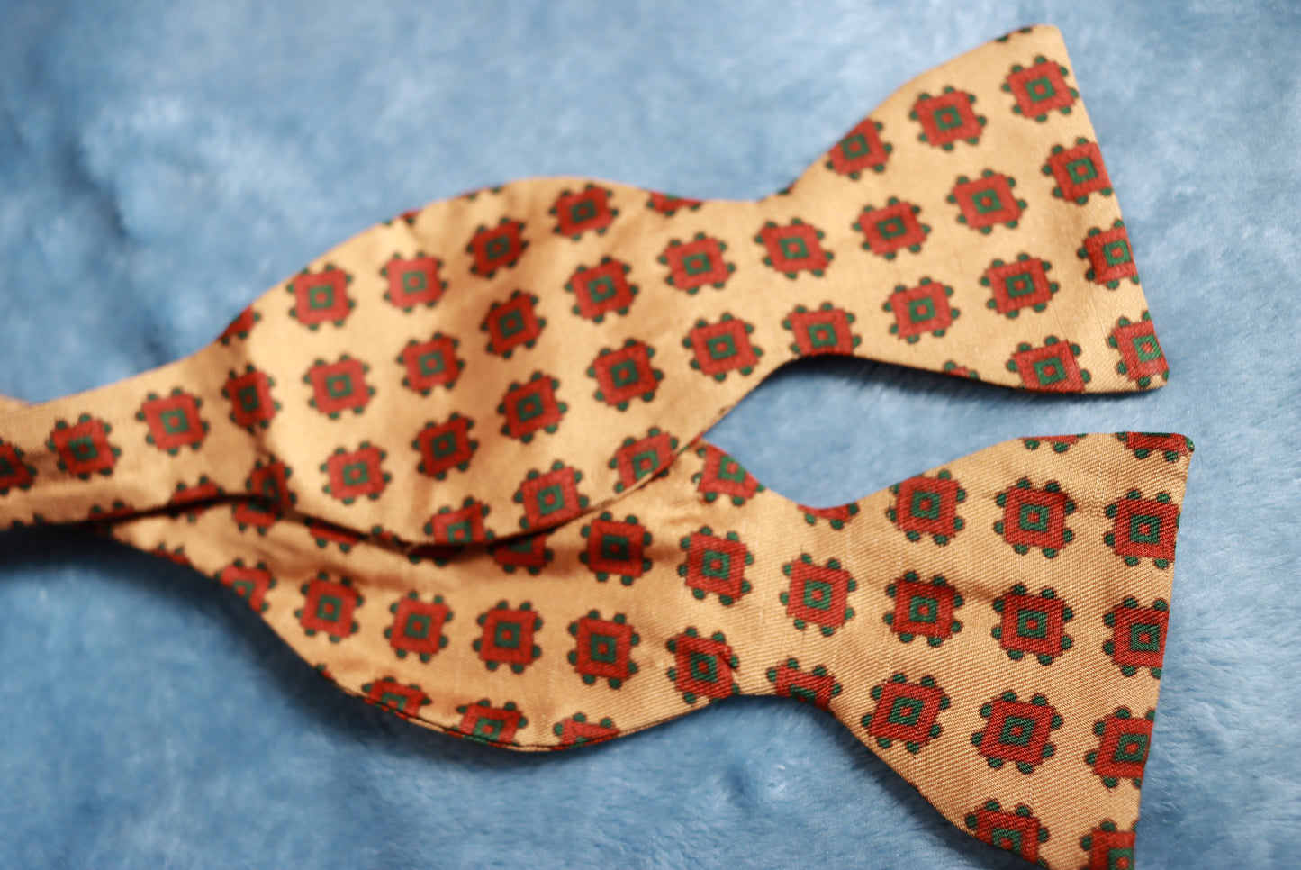 Vintage Harrods Silk Peach Thistle Bow Tie
