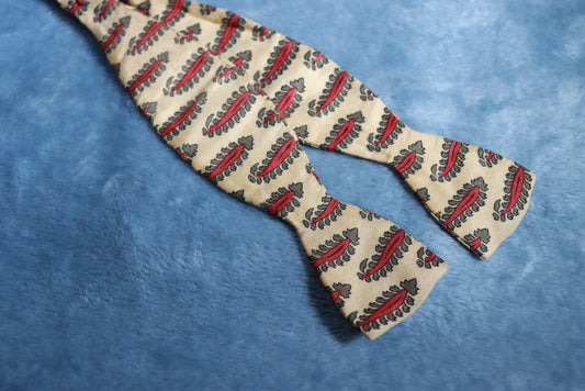 Vintage Liberty Narrow Thistle end Individual Paisley Bow Tie