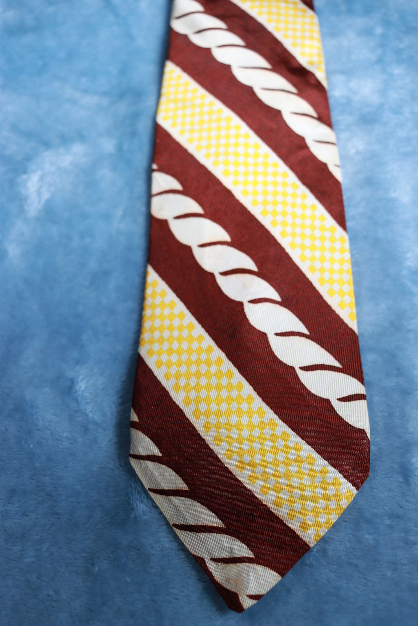 Vintage Damon Gold Brown Cream Swing Tie 1940s/50s