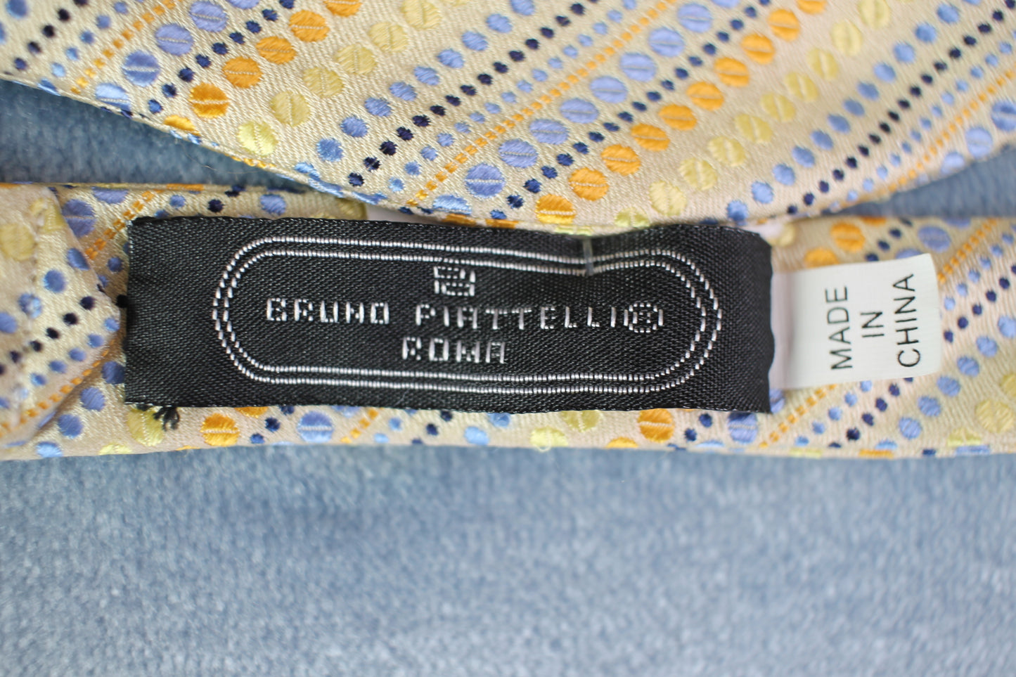 Vintage Bruno Piatelli self tie thistle end all silk gold bronze blue pattern bow tie