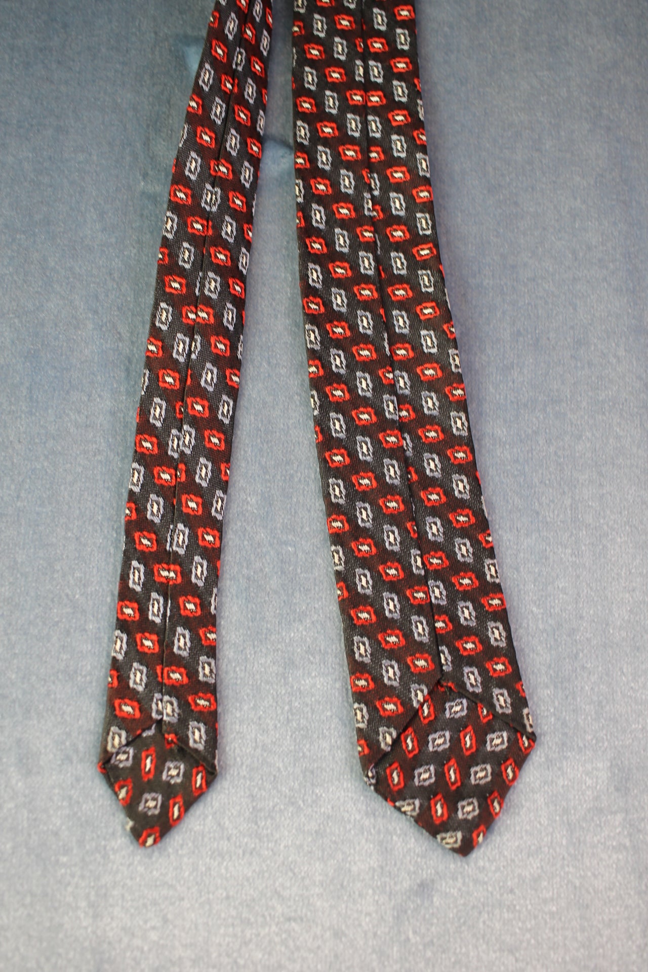 Vintage navy red grey jacquard pattern skinny tie