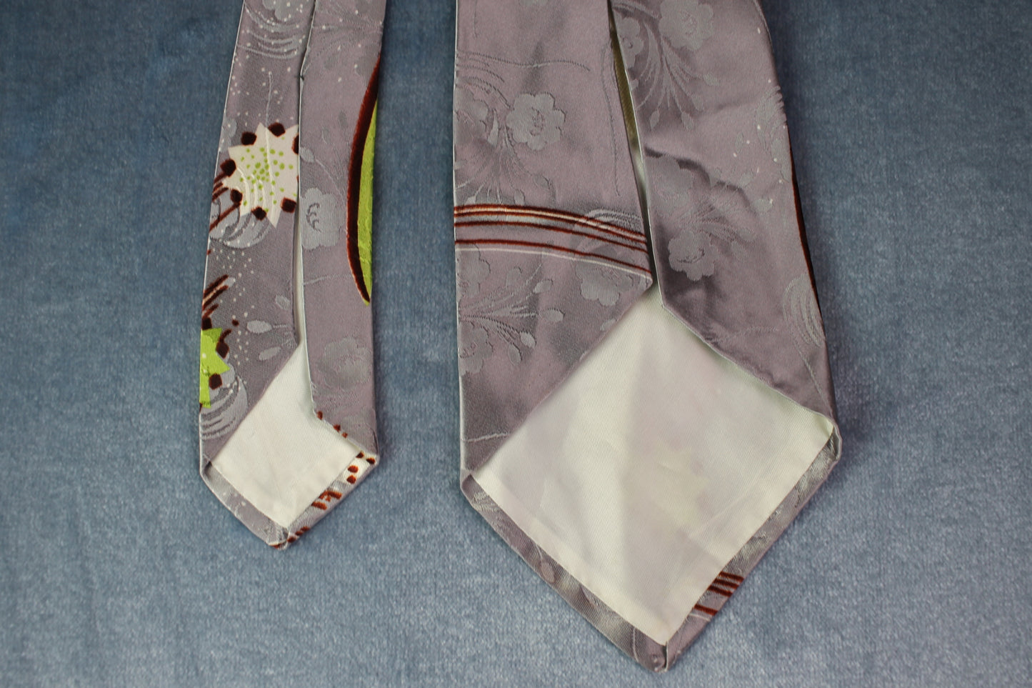Vintage 1940s/50s chocolate silver mint star swing tie