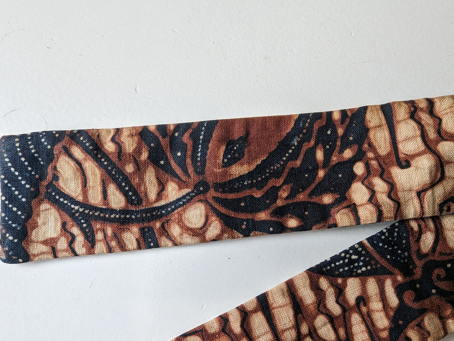 Vintage self tie paddle end 2 tone brown blue pattern bow tie adjustable