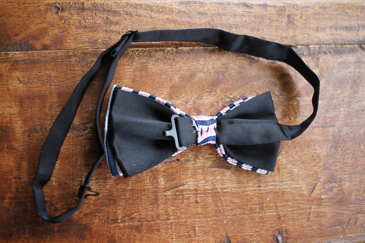 Vintage pre-tied pink black striped pattern bow tie adjustable