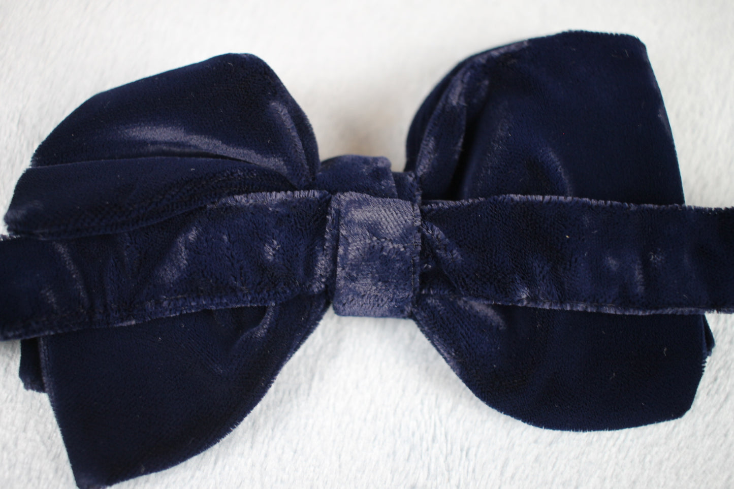 Vintage pre-tied classic dark blue velvet bow tie adjustable
