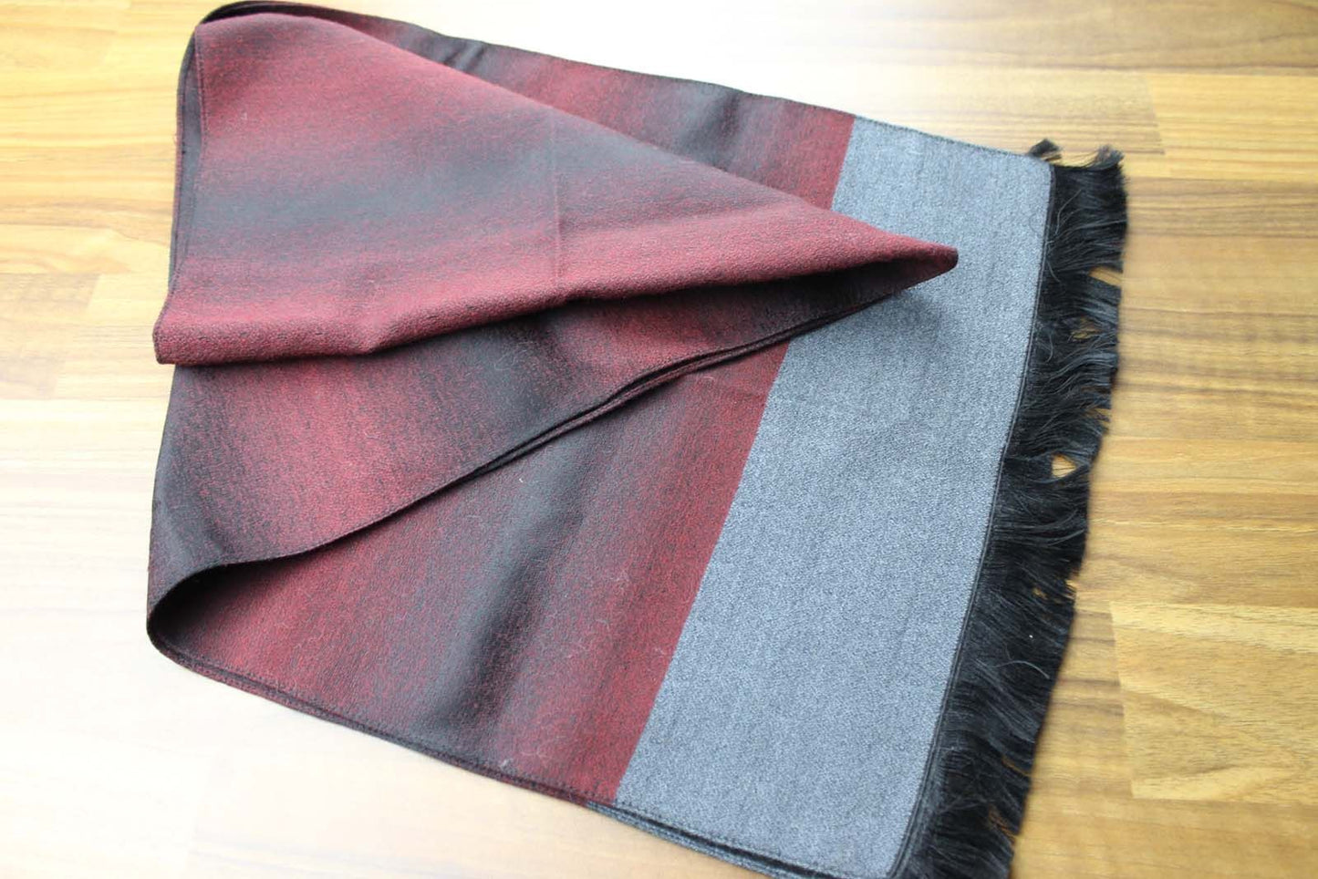 Vintage Mens Unusual Striped Burgundy Grey Black Fringed Scarf Retro Mod