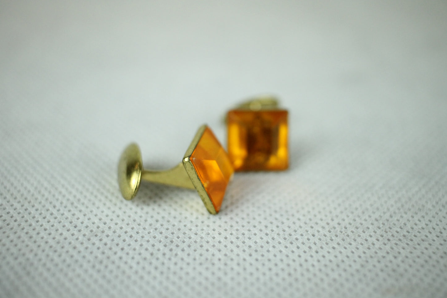 Vintage Gold Metal Orange Lucite Square Set Cufflinks