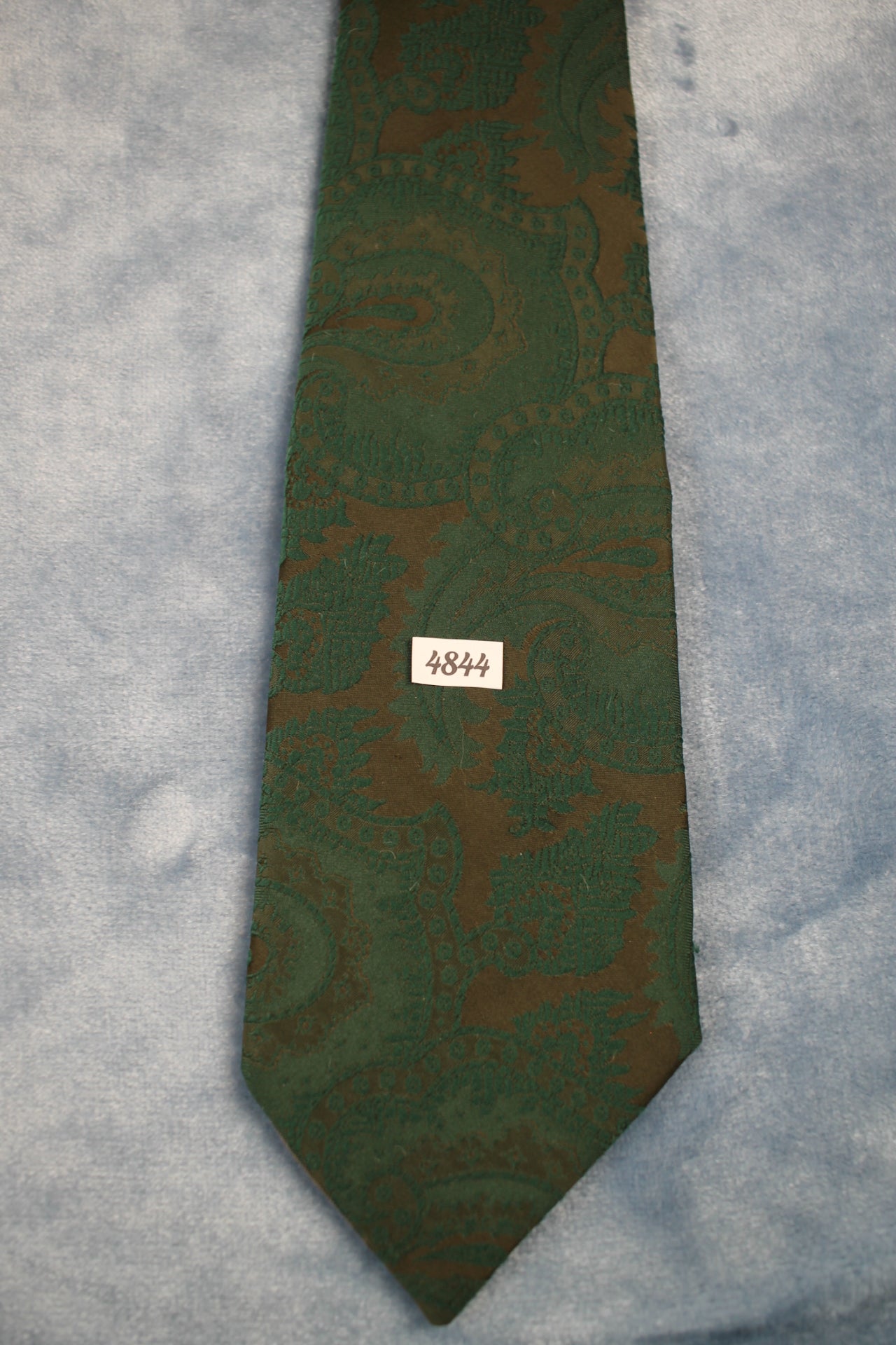 Vintage Sammy 1970s green pattern kipper tie