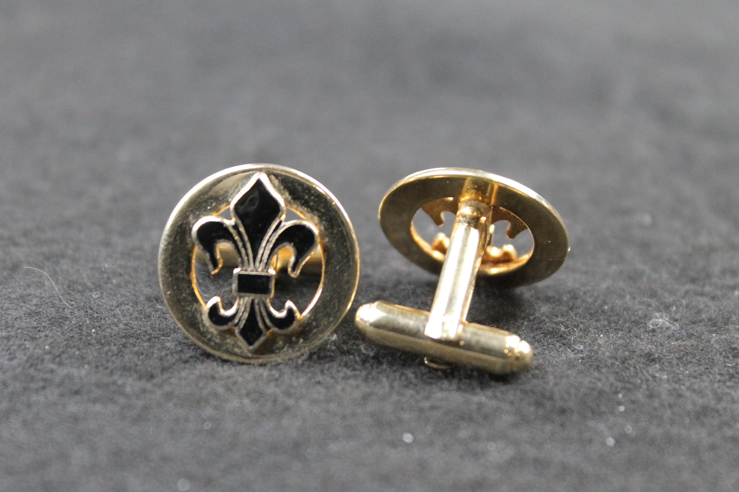 Vintage Fleur de Lys Cufflinks Gold Metal and Enamel