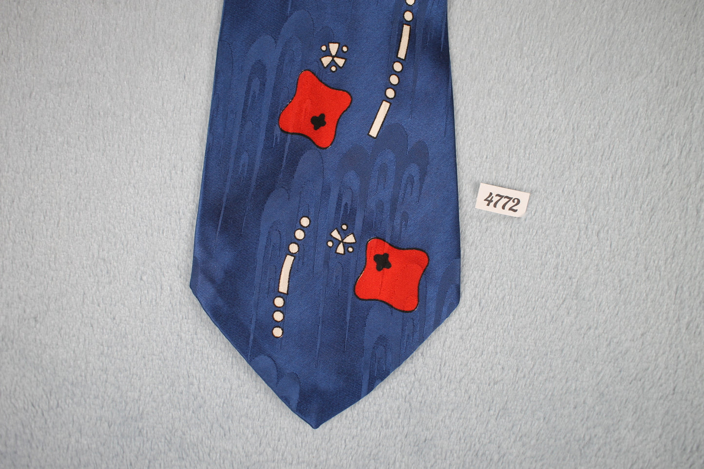 Vintage Newmans 1940s/50s mass blue red white pattern swing tie