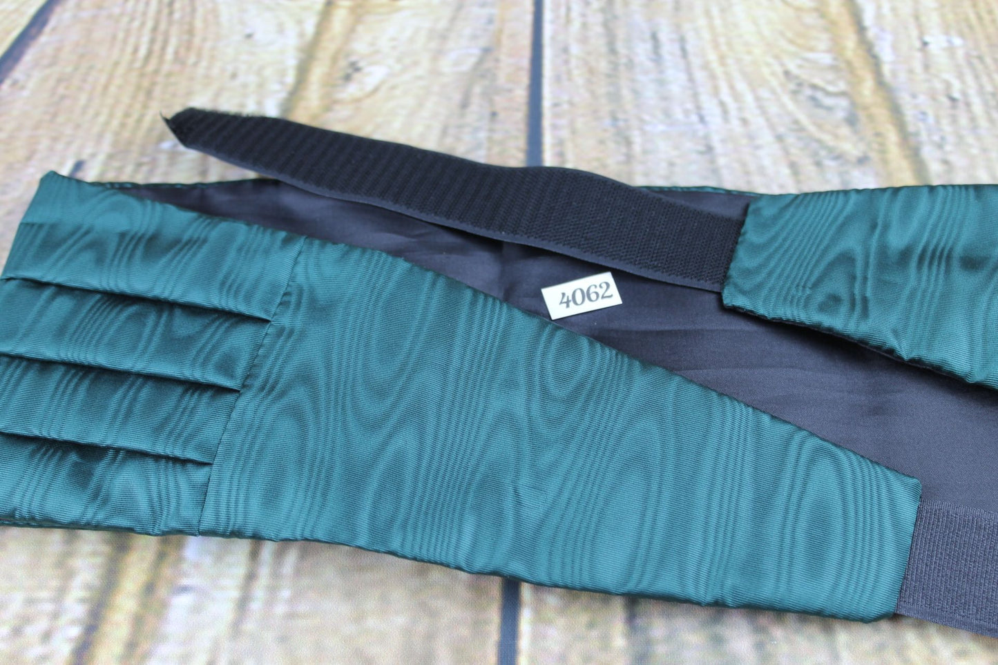 Green Satin Adjustable With Velcro Pleated Cummerbund