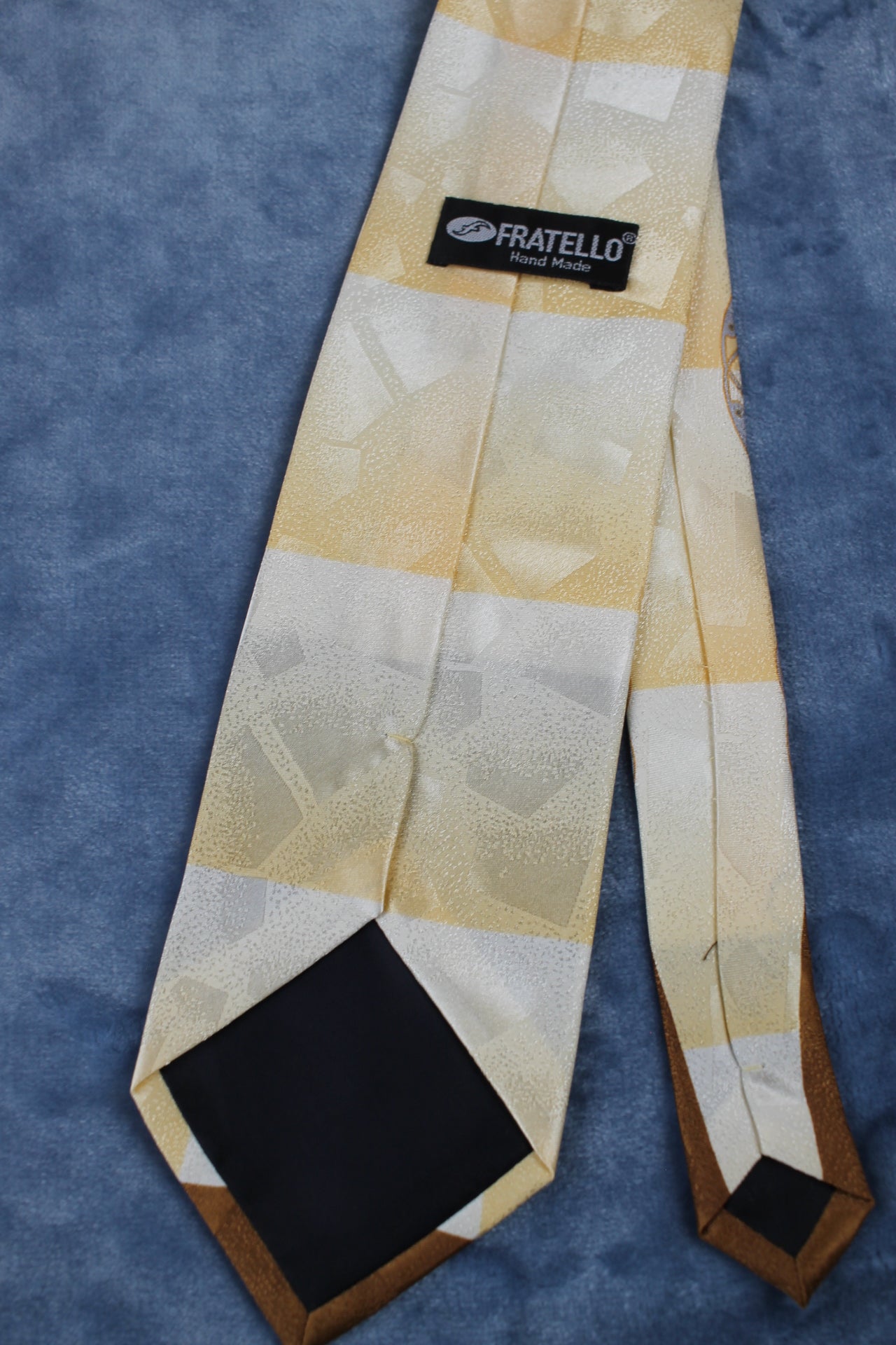 Vintage Fratello Hand Made1940s/50s cream bronze blue pattern swing tie