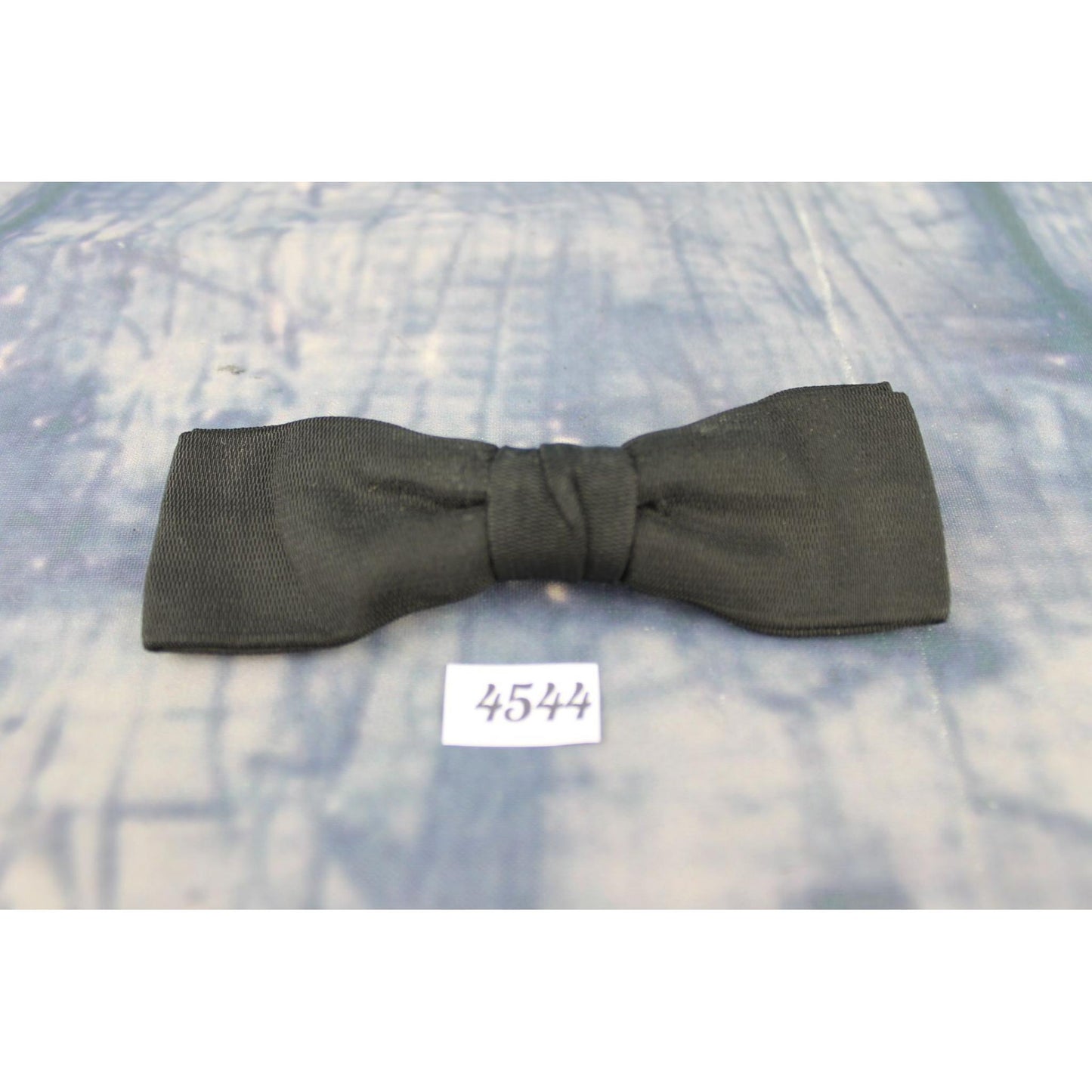 Vintage classic black grosgrain double bow square end clip on bow tie