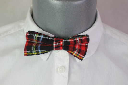 Vintage pre-tied red black tartan pattern bow tie adjustable