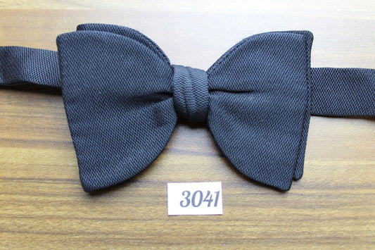 Vintage Classic Black Grosgrain Pre-tied Adjustable Bow Tie
