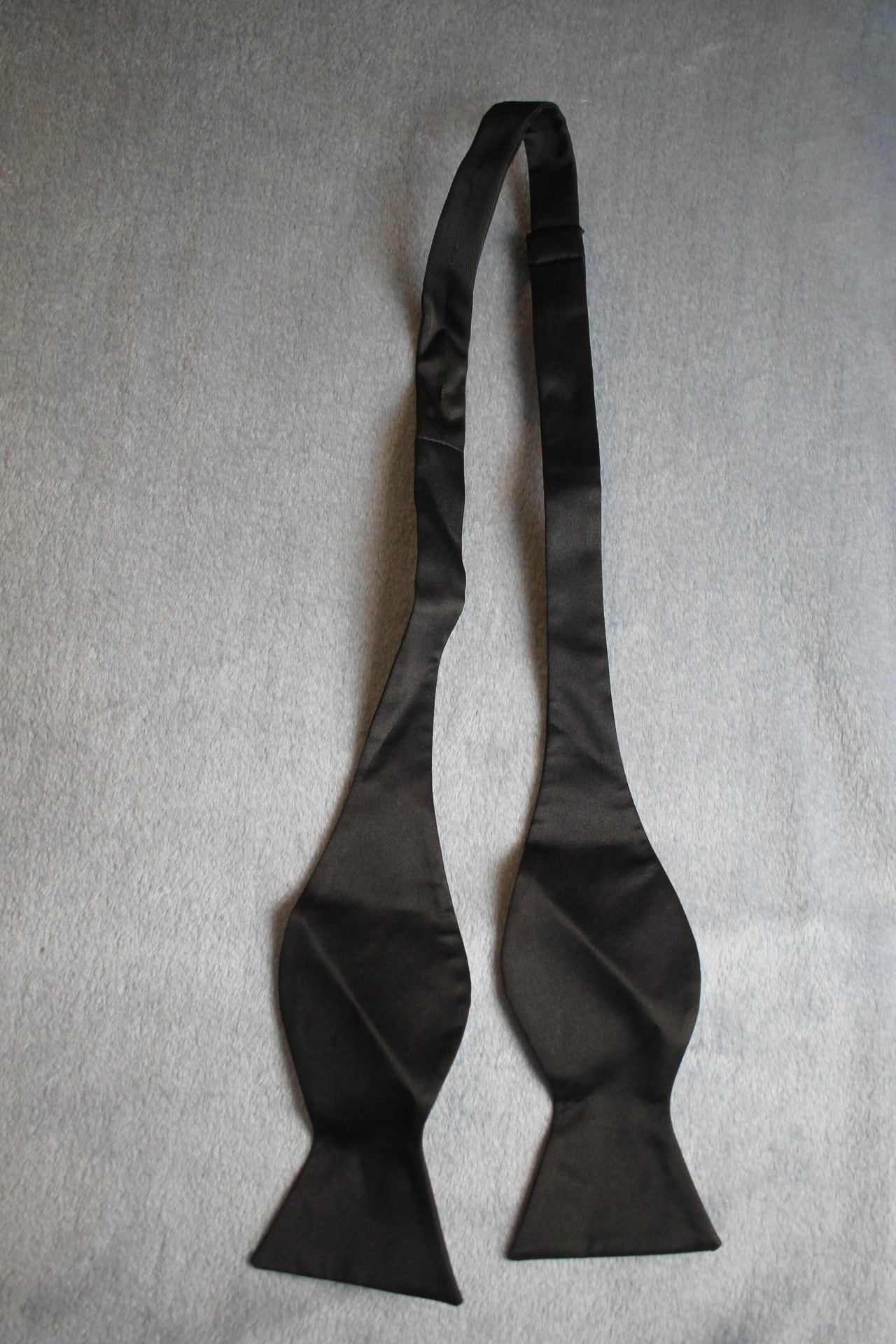 Vintage self tie thistle end black classic bow tie adjustable