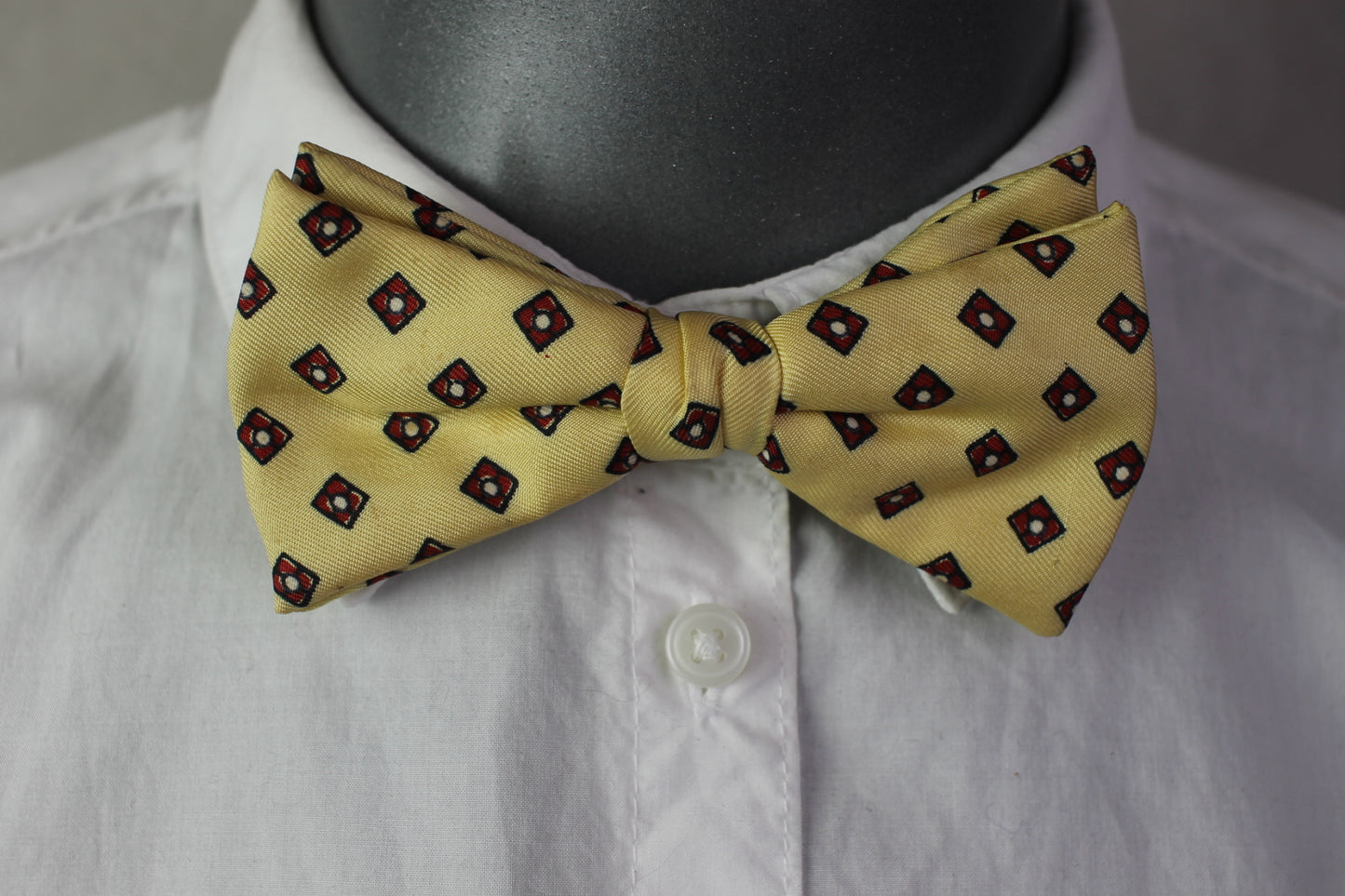 Vintage pre-tied clip on cream yellow red squares pattern bow tie