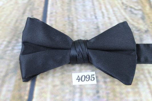 Vintage Classic Black Satin Slim Pre-tied Adjustable Bow Tie