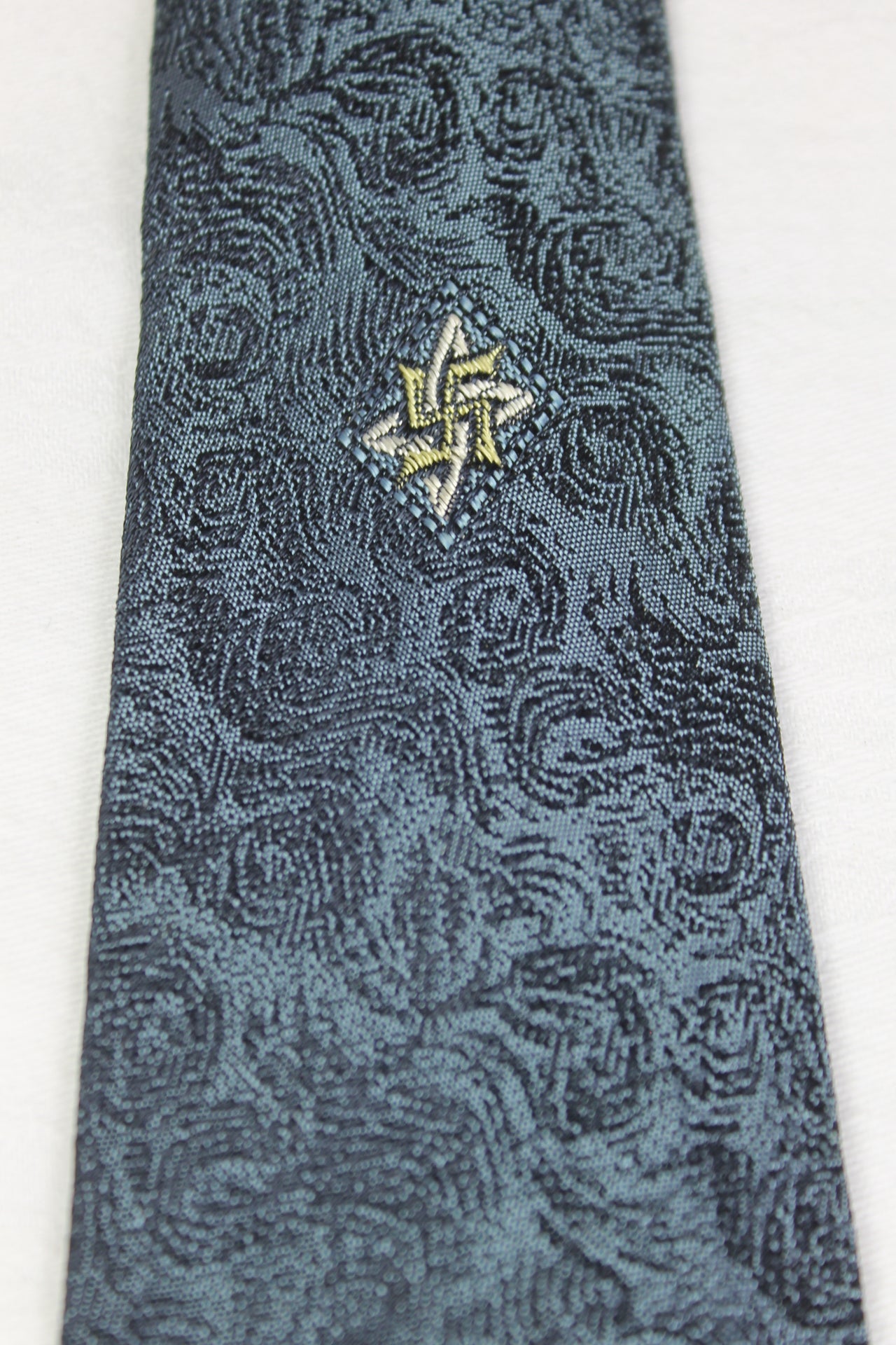 Vintage Regale Jacquard Blue Grey Skinny Tie 1960s