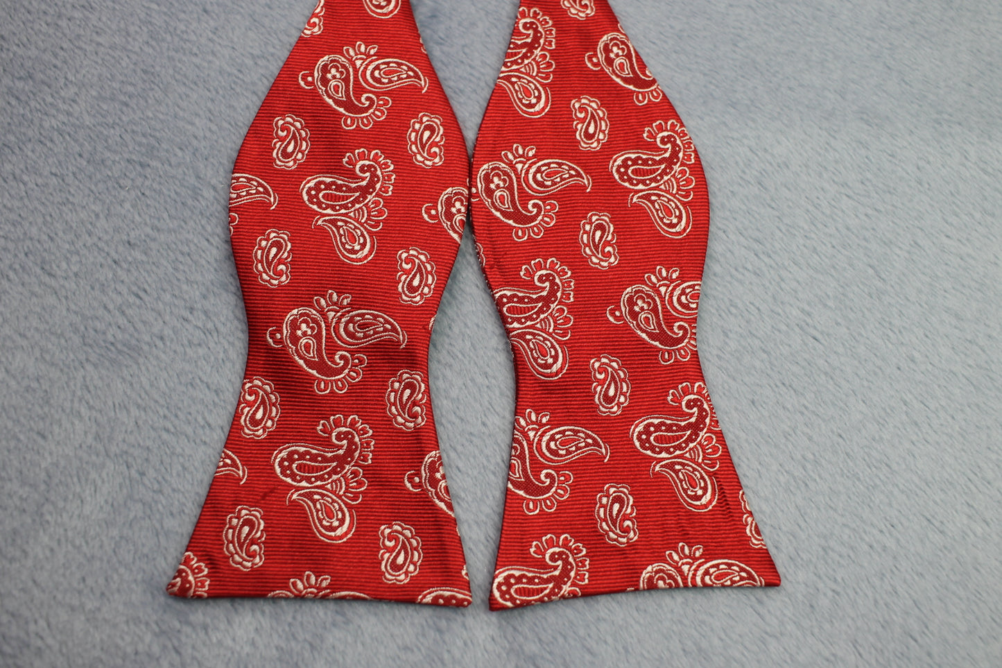 Vintage Cremieux self tie thistle end 100% silk red white paisley bow tie adjustable